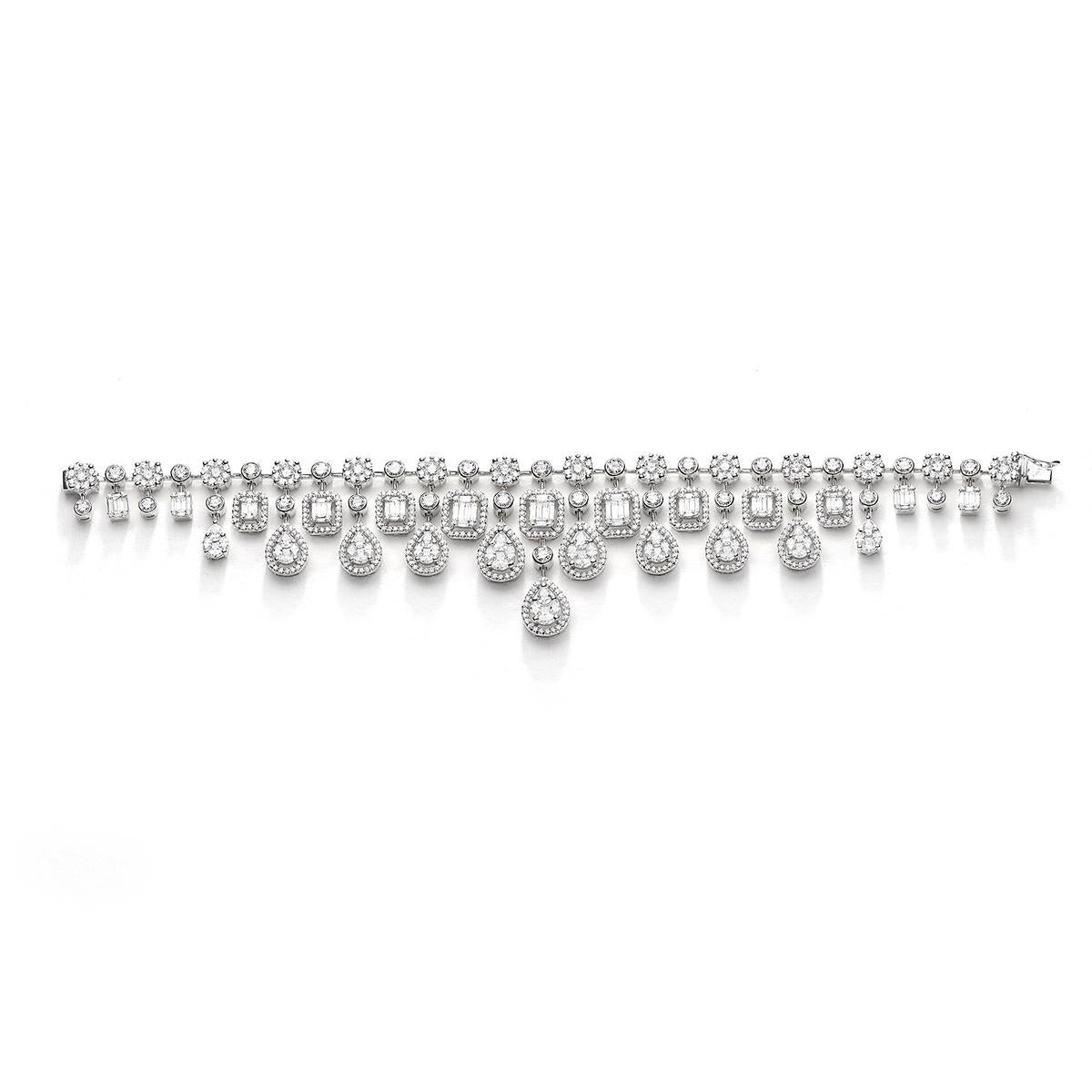 Bracelet in 18kt white gold set with 131 pear-shaped, baguette, princess marquise cut diamonds 3.98 cts and 606 diamonds 7.91 cts
