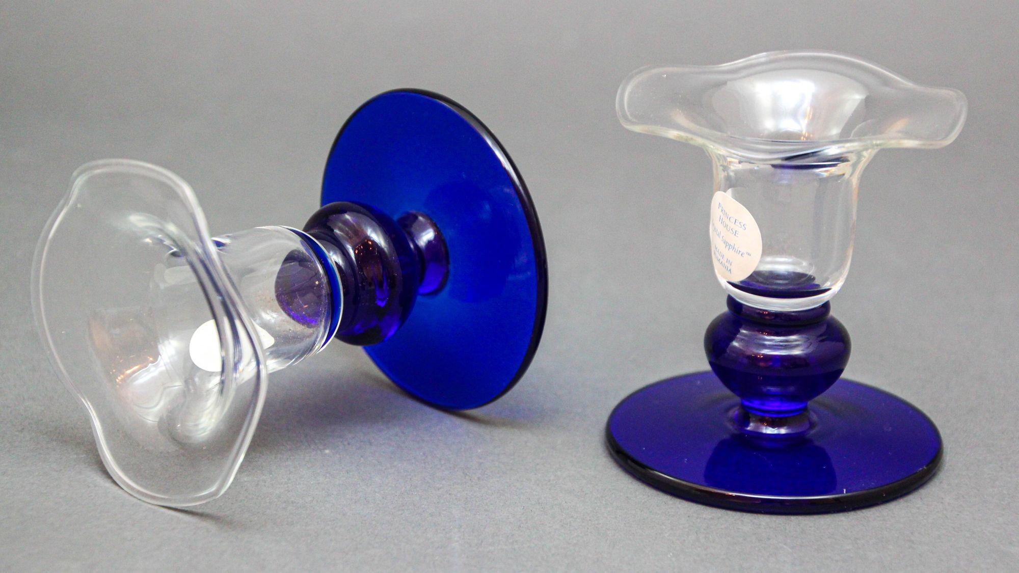 Princess House Sapphire Crystal Candlestick Glass Flower Shaped 1980s In Good Condition For Sale In North Hollywood, CA