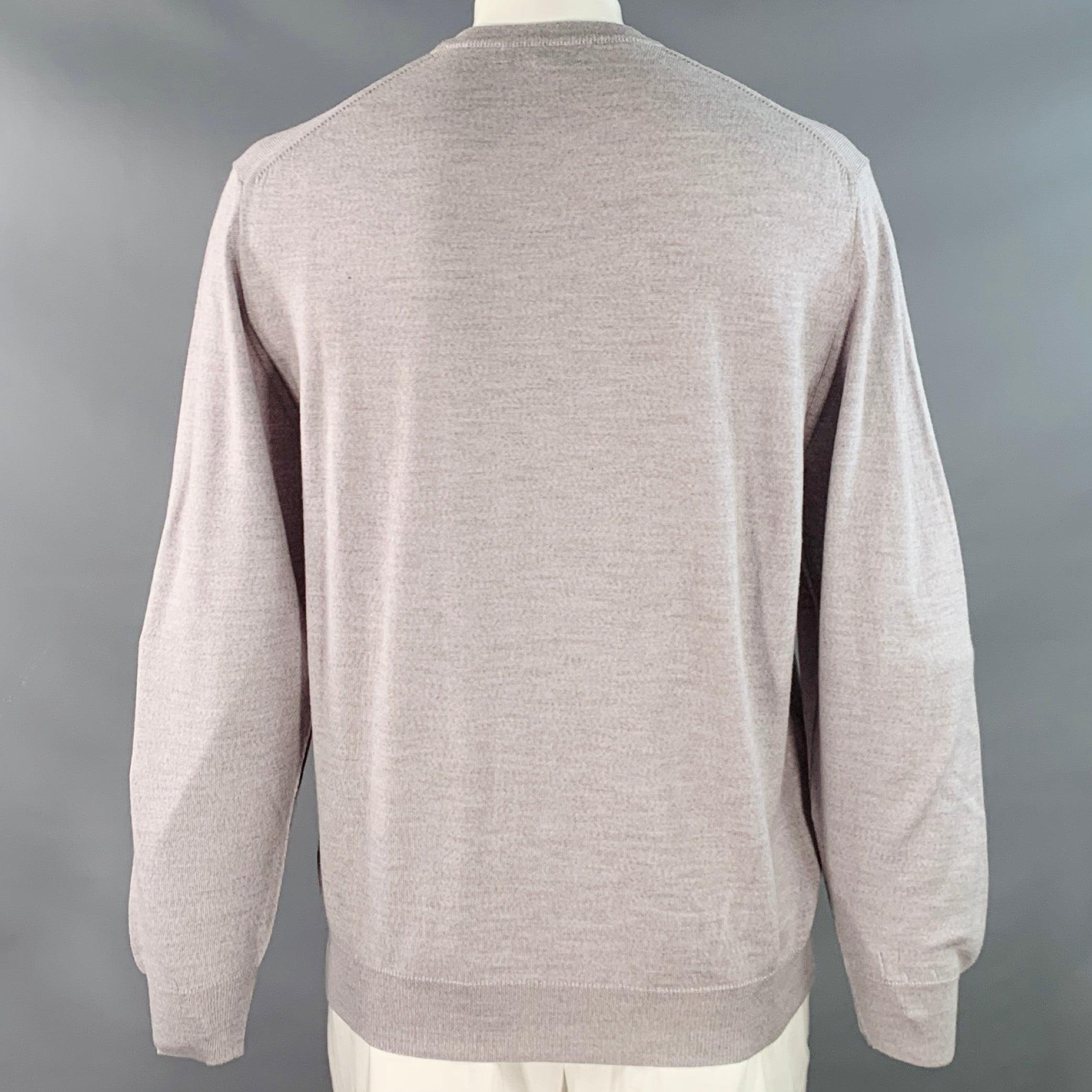 Grigio Pringle Taglia L Pullover girocollo in lana merino grigia con bordi a costine in vendita