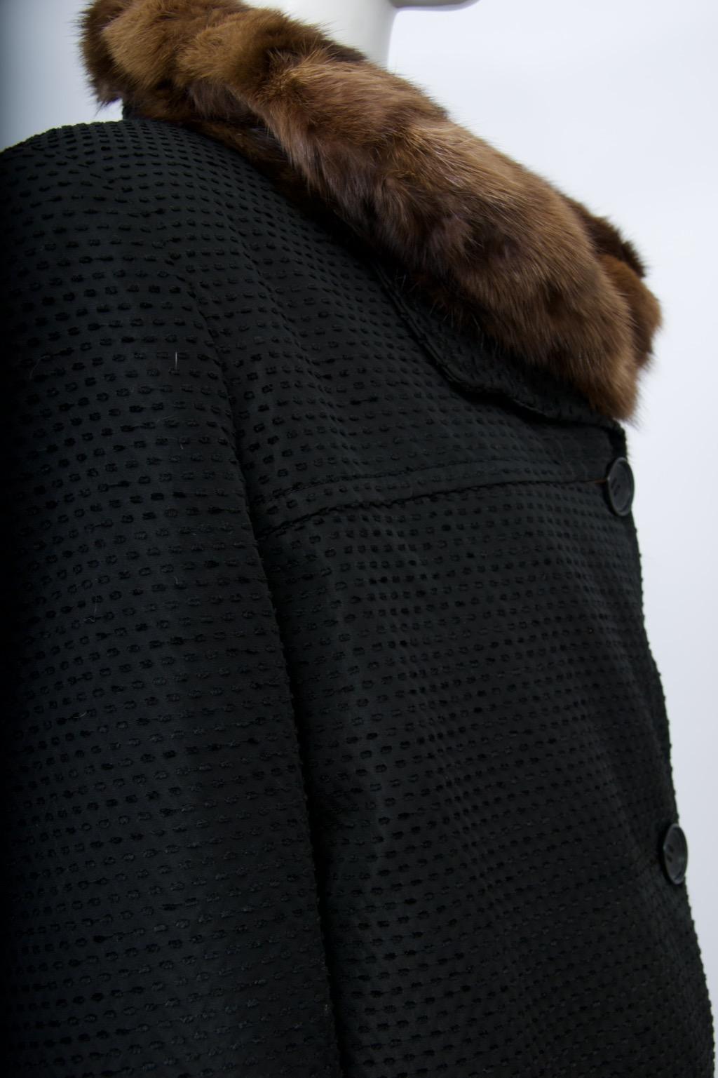 Print Coat with Sable Trim, Reversible en venta 7