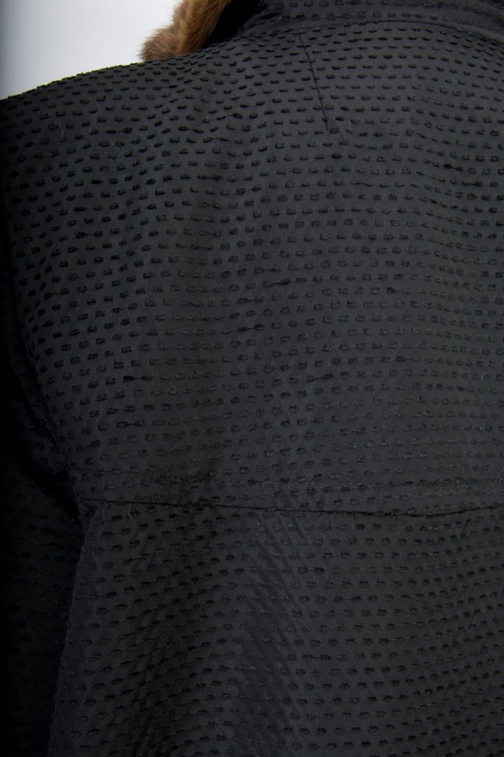 Print Coat with Sable Trim, Reversible en venta 9