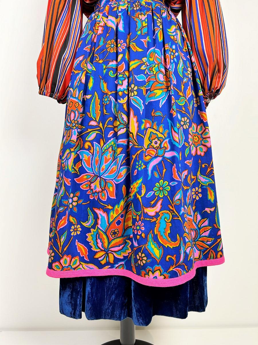 Printed challis Skirt suit by Yves Saint Laurent - Opera Ballets Russes A/W 1976 In Good Condition For Sale In Toulon, FR