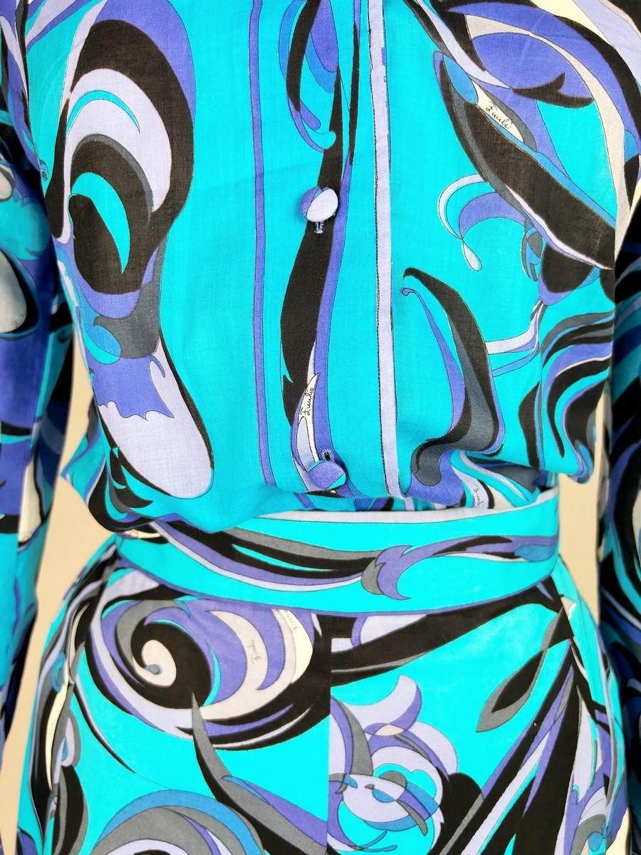 Printed cotton blouse and skirt set by Emilio Pucci - Circa 1970-1980 For Sale 3