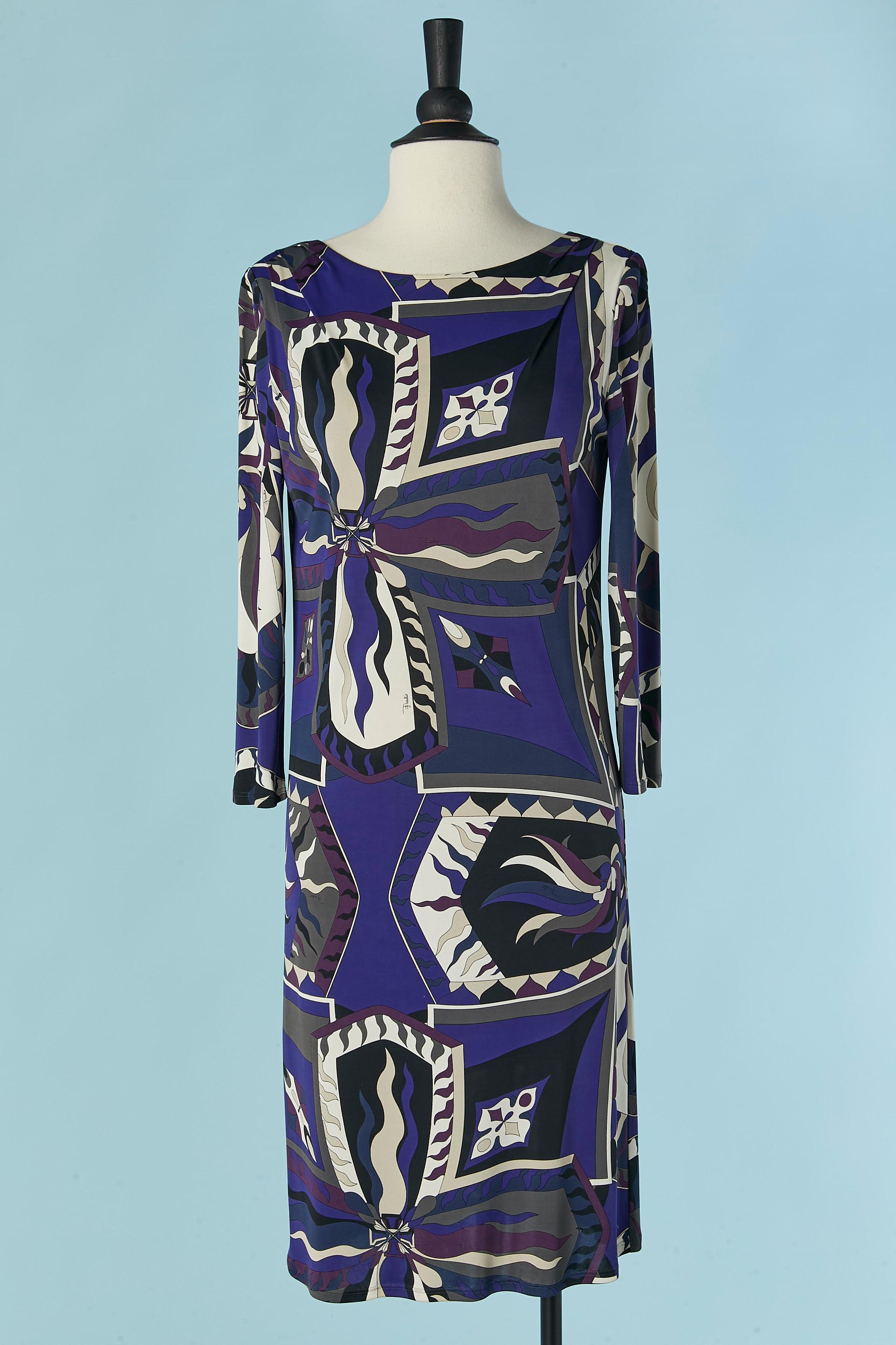 Bedrucktes Kleid aus Viskose-Jersey . 
GRÖSSE 42 (It) 38 (Fr) 