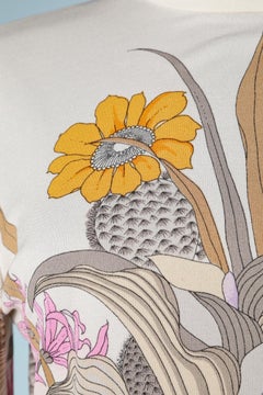 Top de punto de seda con flores estampadas Leonard Fashion