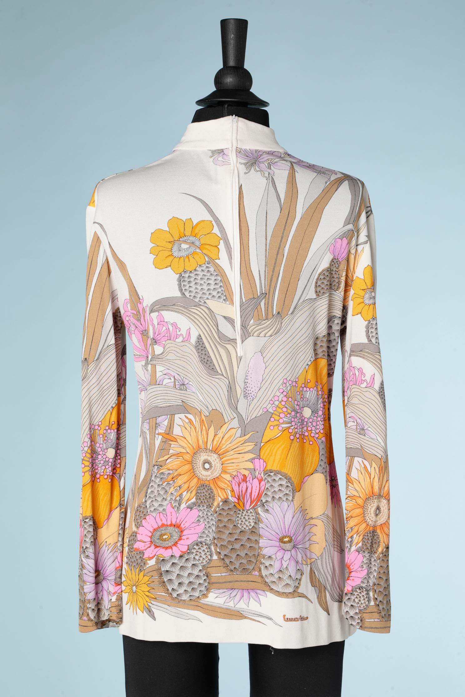 Printed flowers silk jersey top Leonard Fashion  For Sale 2
