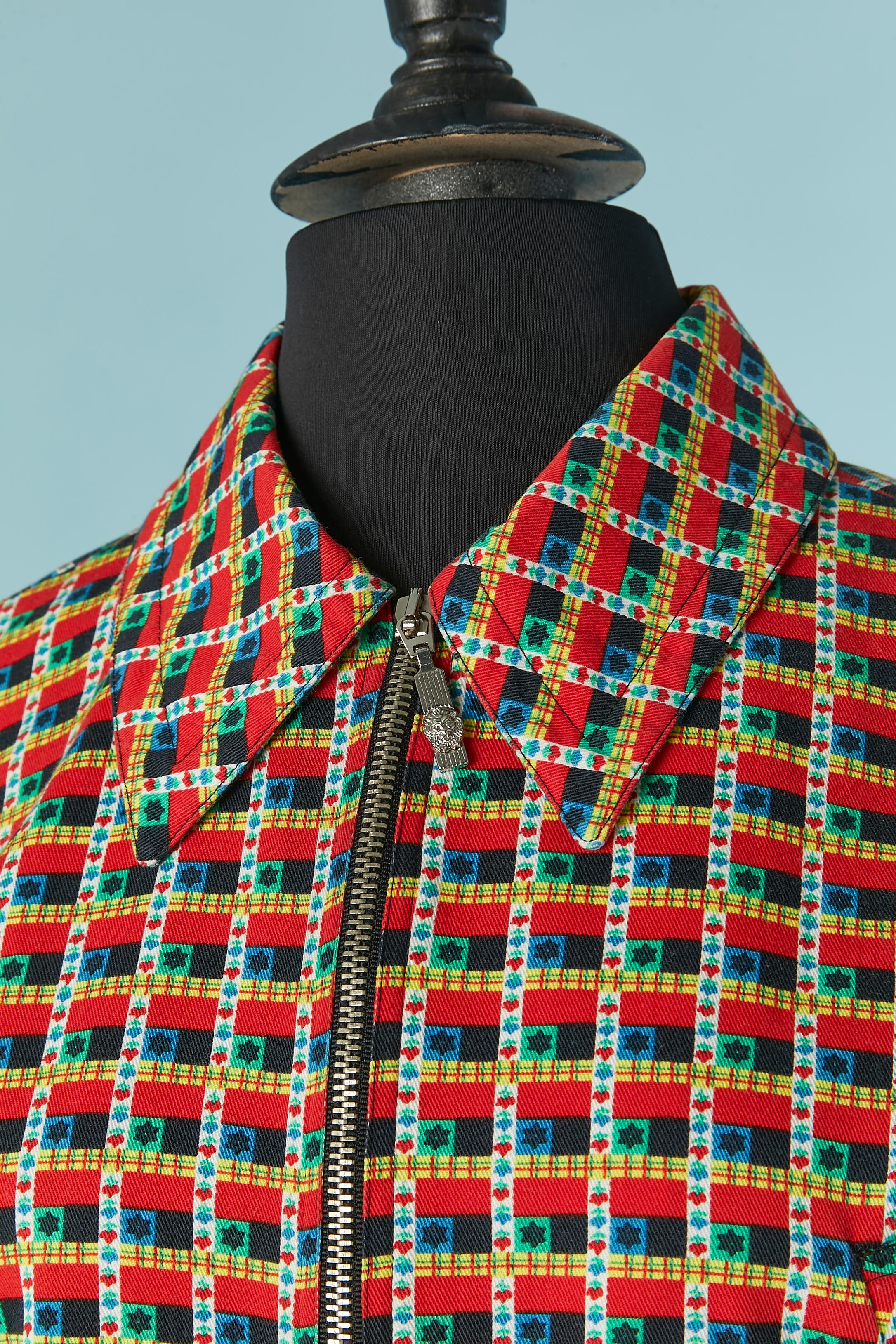 Chaqueta estampada con cierre de cremallera en la parte delantera central Versus Gianni Versace Negro en venta