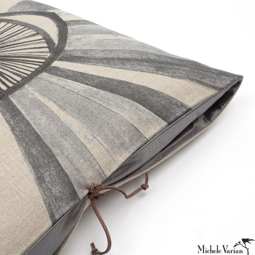 A luxury handmade decorative throw pillow made of printed Belgian linen, great for adding comfort and
casual, laid-back style to a contemporary living room, bedroom or lounge. Belgian
linen is high quality, durable, naturally made fabric from the