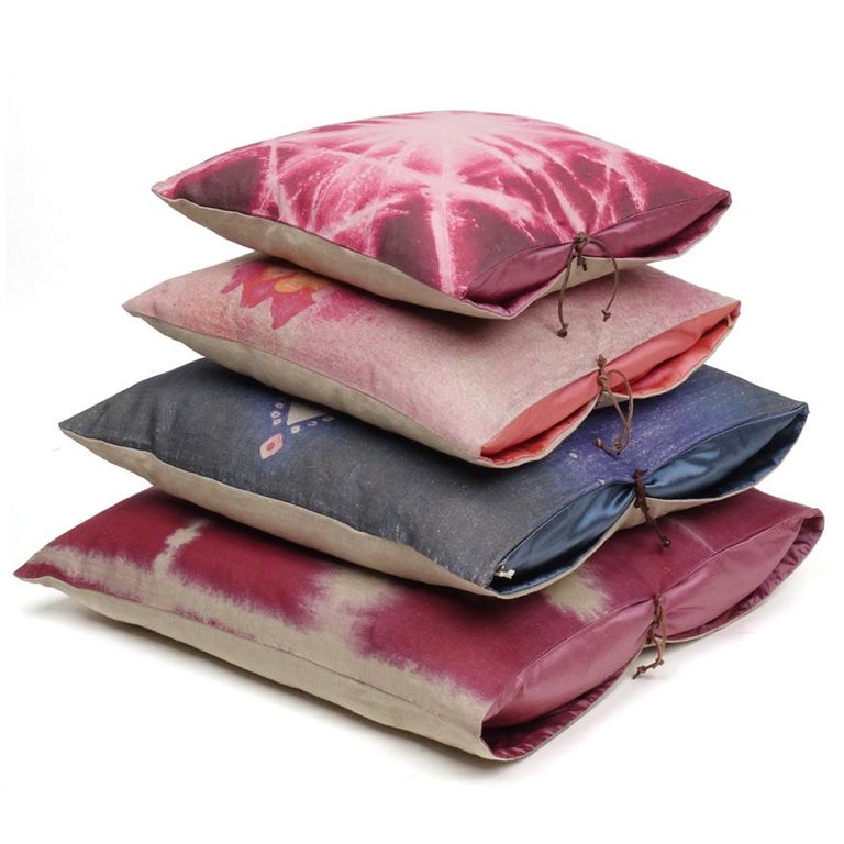 Printed Linen Throw Pillow Starburst Plum For Sale at 1stDibs