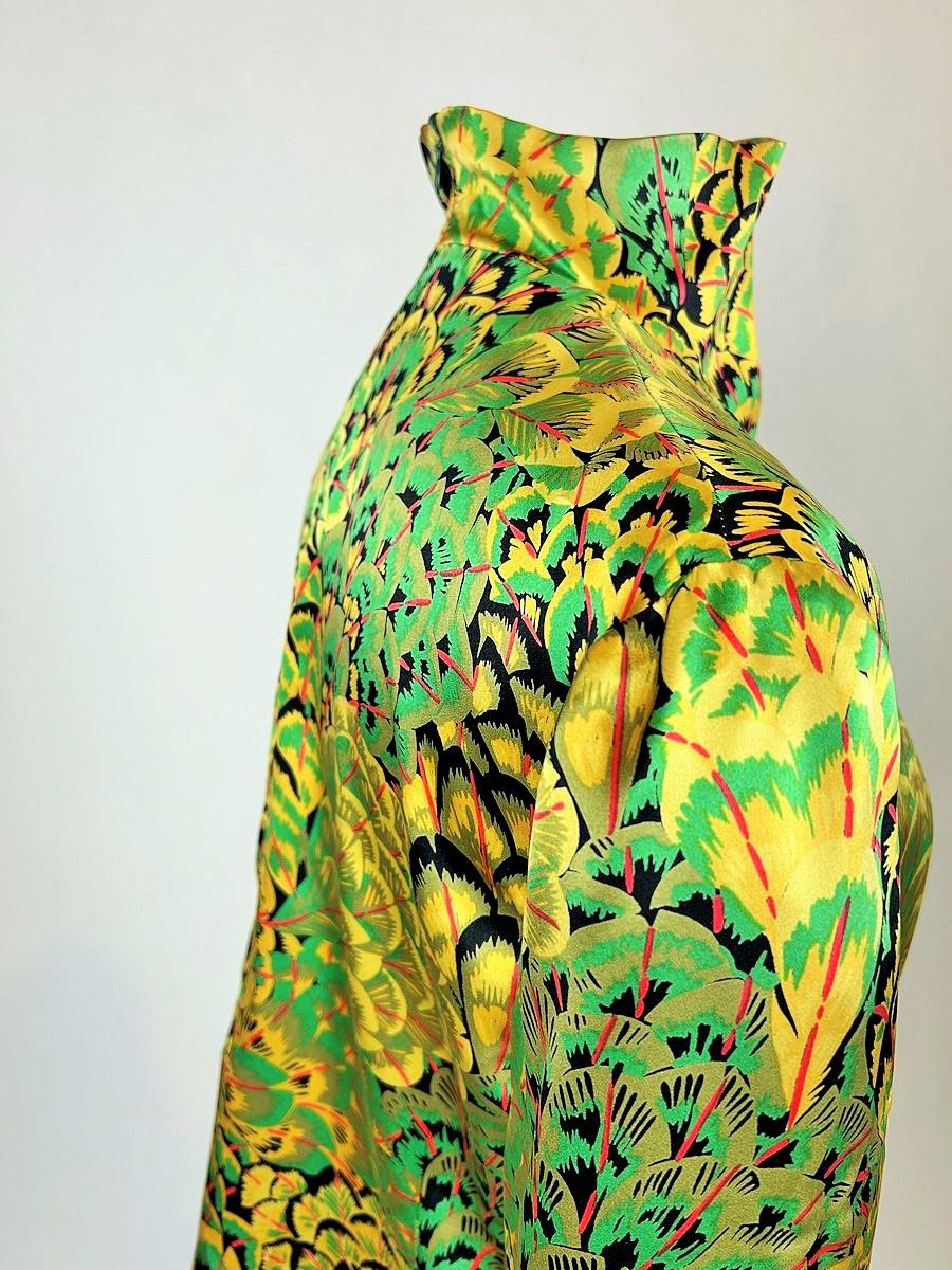 Women's Printed satin blouse by Pierre Balmain Haute Couture - France Circa 1980 For Sale