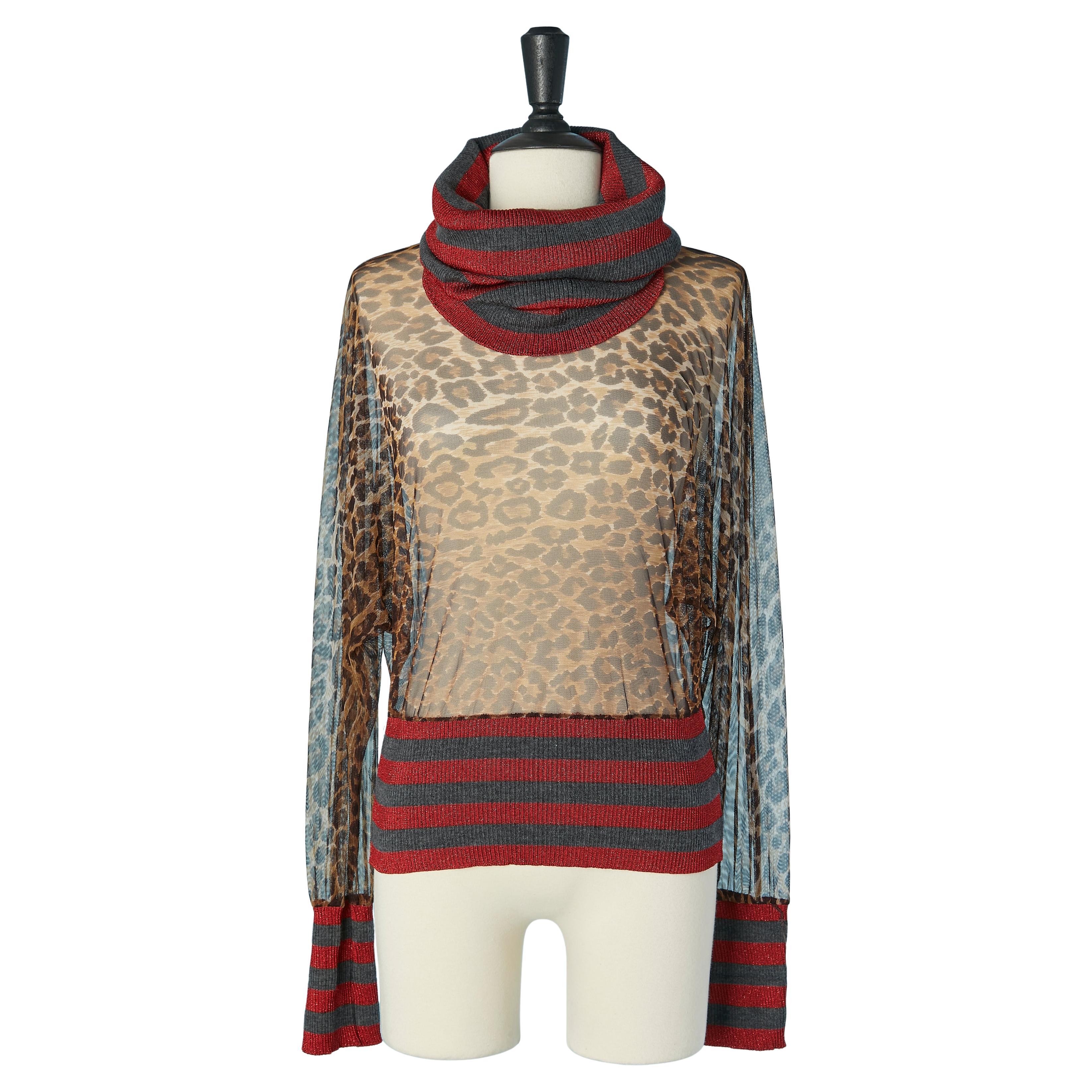 Top a collo alto in tulle e lurex stampato D&G by Dolce & Gabbana in vendita
