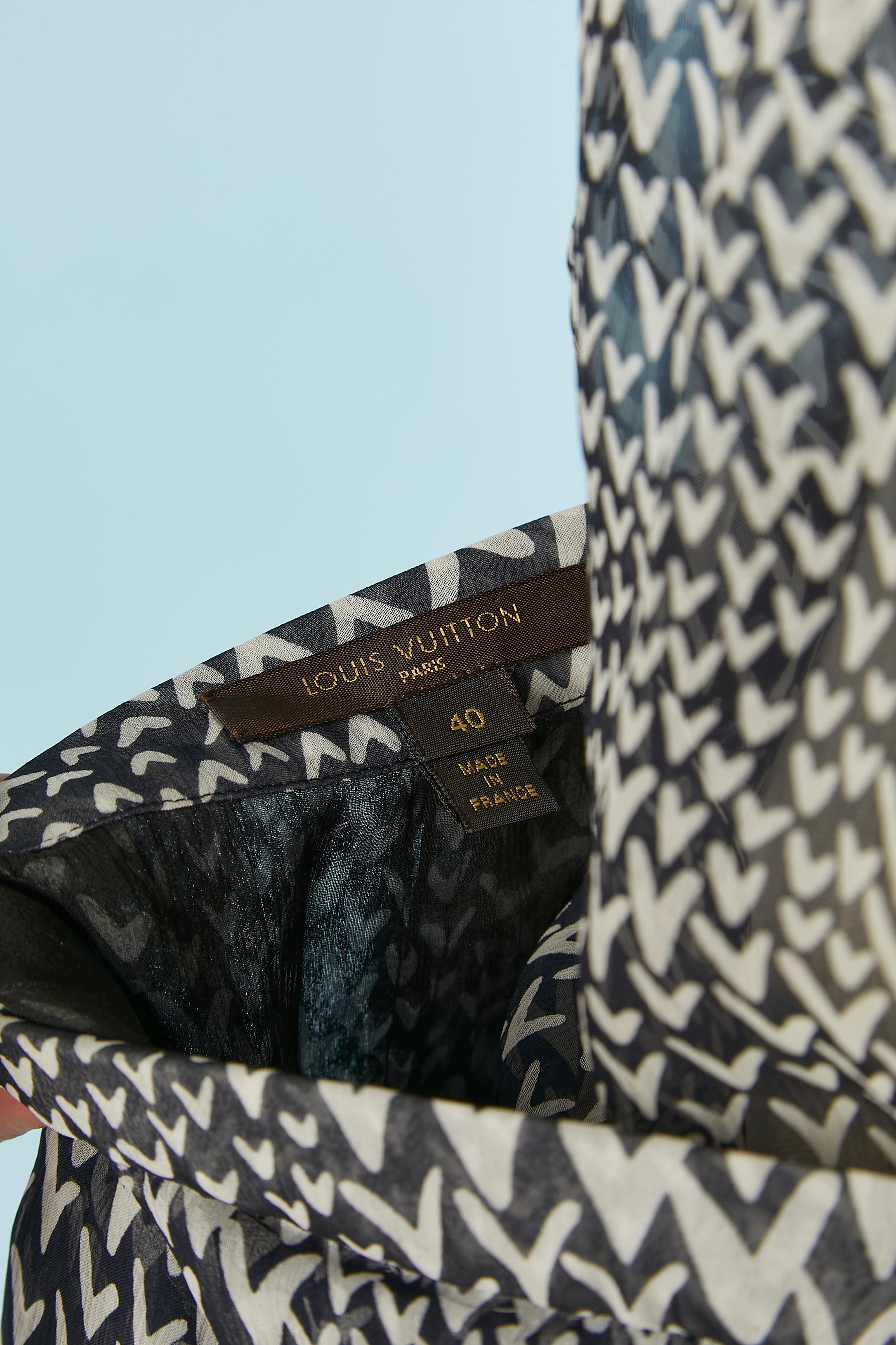 Ensemble chemise et jupe plissée imprimée en mousseline de soie Louis Vuitton  en vente 1