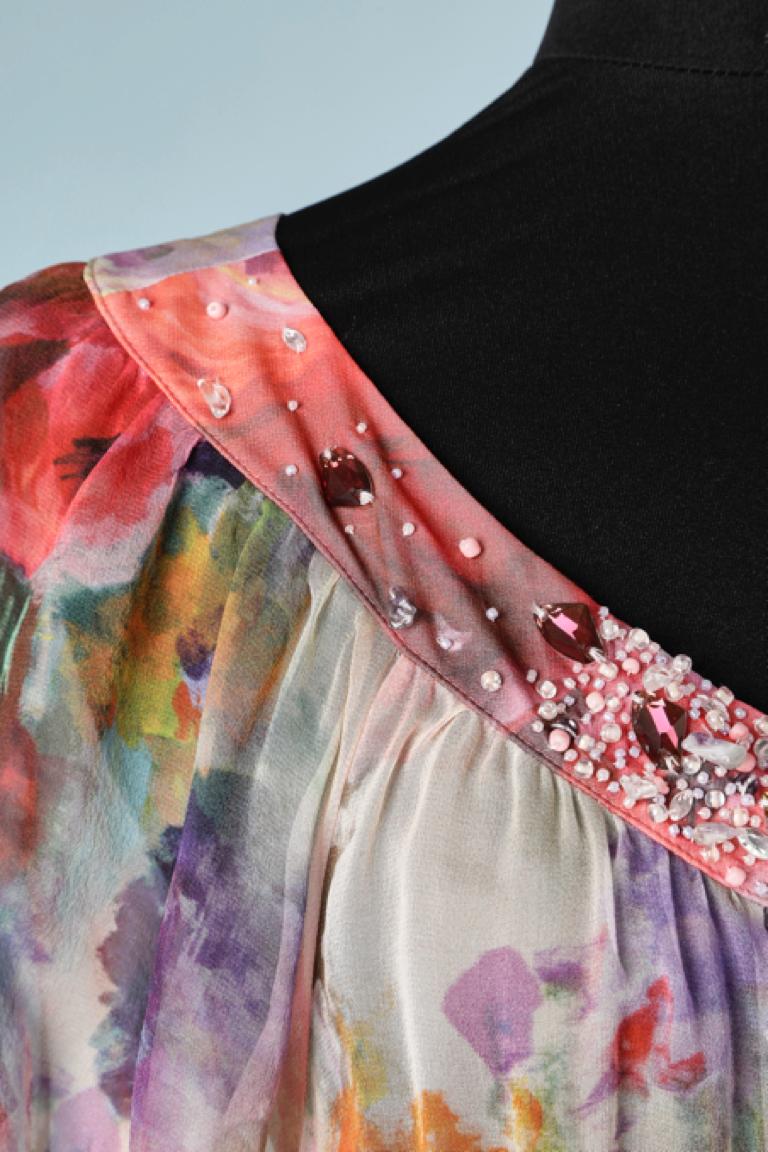 Printed silk chiffon dress with rhinestone and beads on the neckline Blumarine  In New Condition For Sale In Saint-Ouen-Sur-Seine, FR