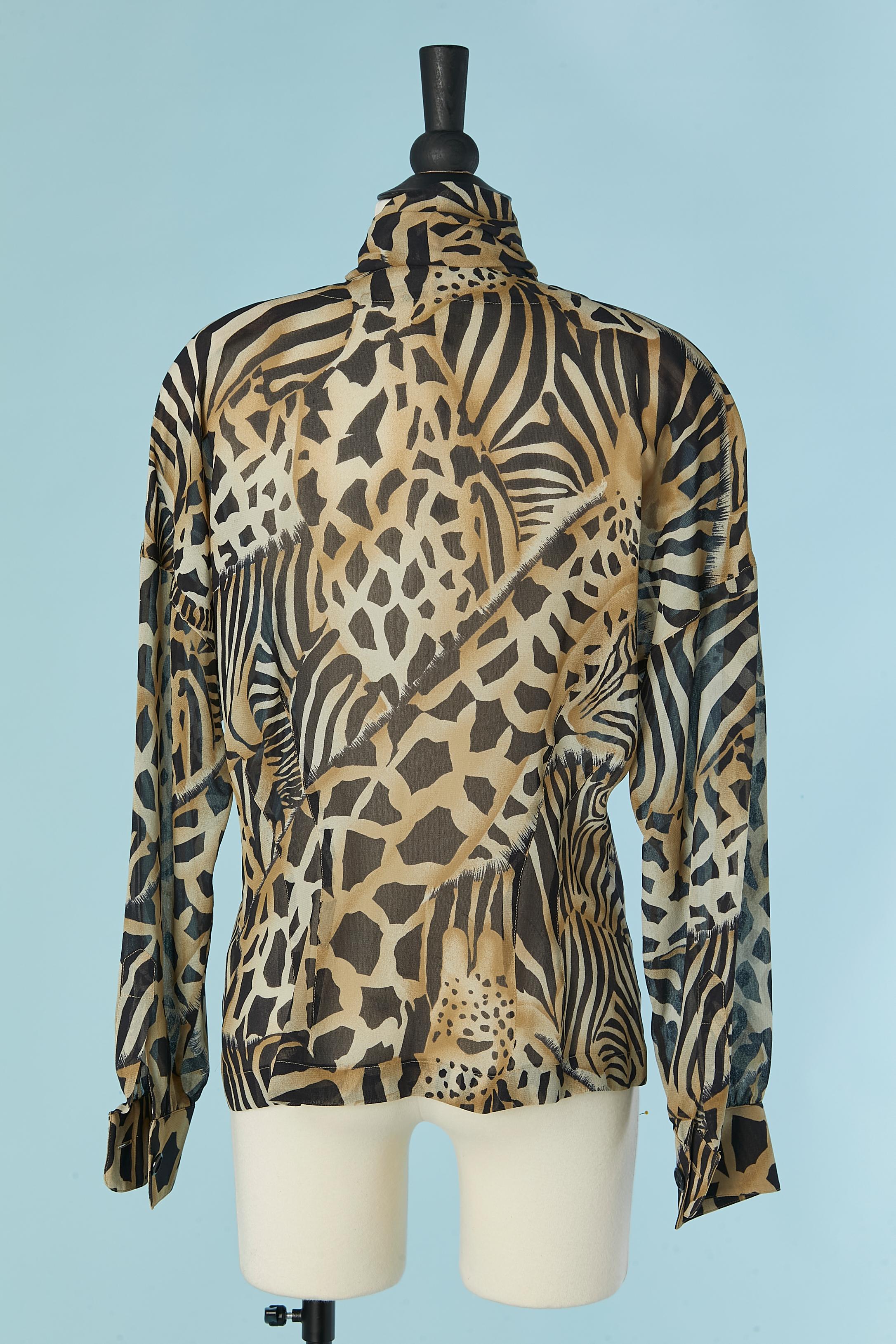 Printed silk chiffon shirt  with bow tie ESCADA by Margareta LEY in vendita 1