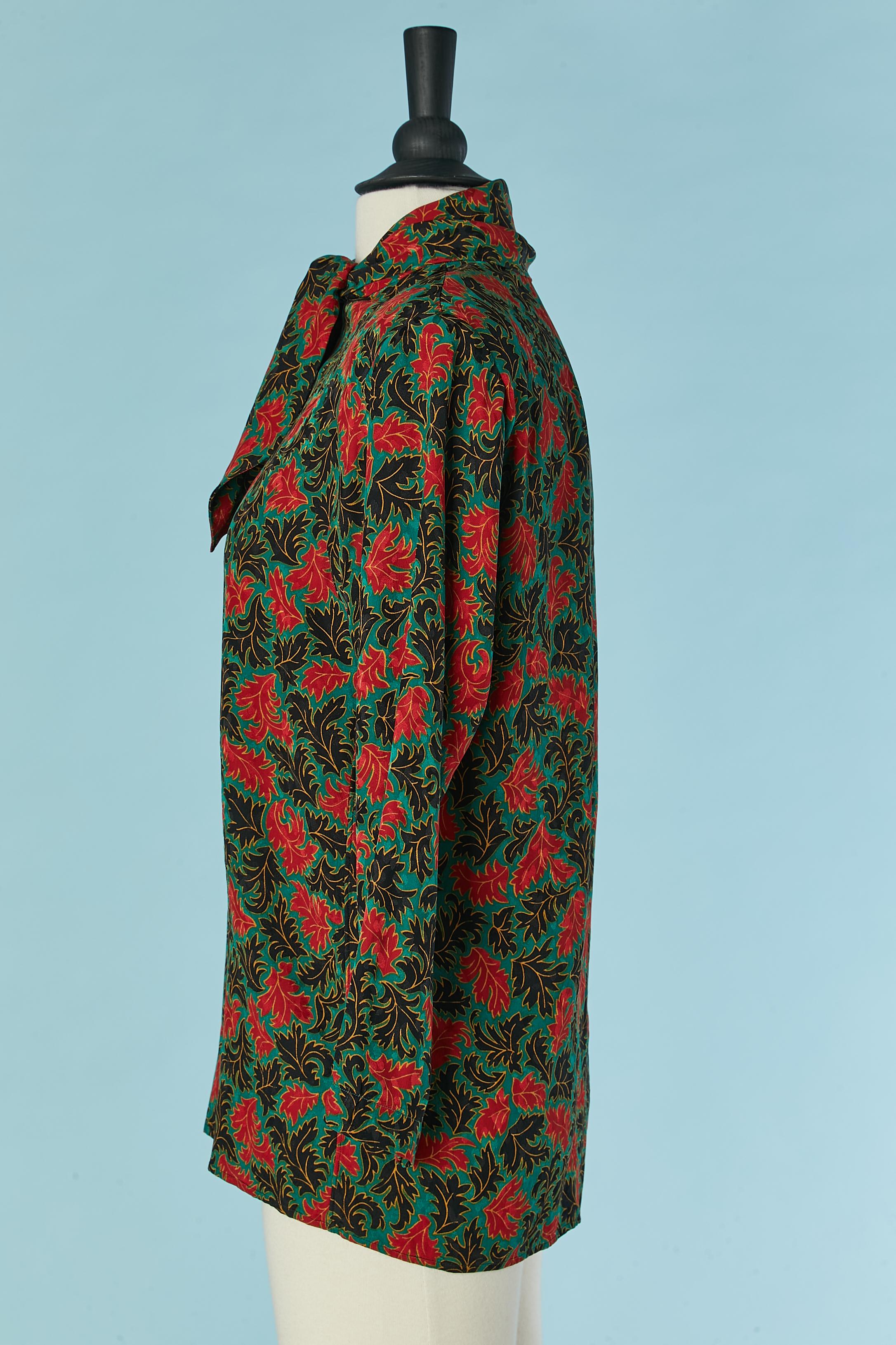 Printed silk jacquard shirt with tie collar Saint Laurent Rive Gauche In Excellent Condition For Sale In Saint-Ouen-Sur-Seine, FR