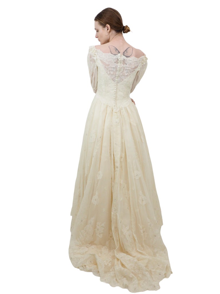 priscilla of boston lace wedding dress Teeny by Priscilla of Boston 1970's Cotton and Lace Wedding Gown The Kit Vintage