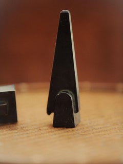 Contemporary Prise Flaschenöffner aus geschwärzter Bronze von Henry Wilson