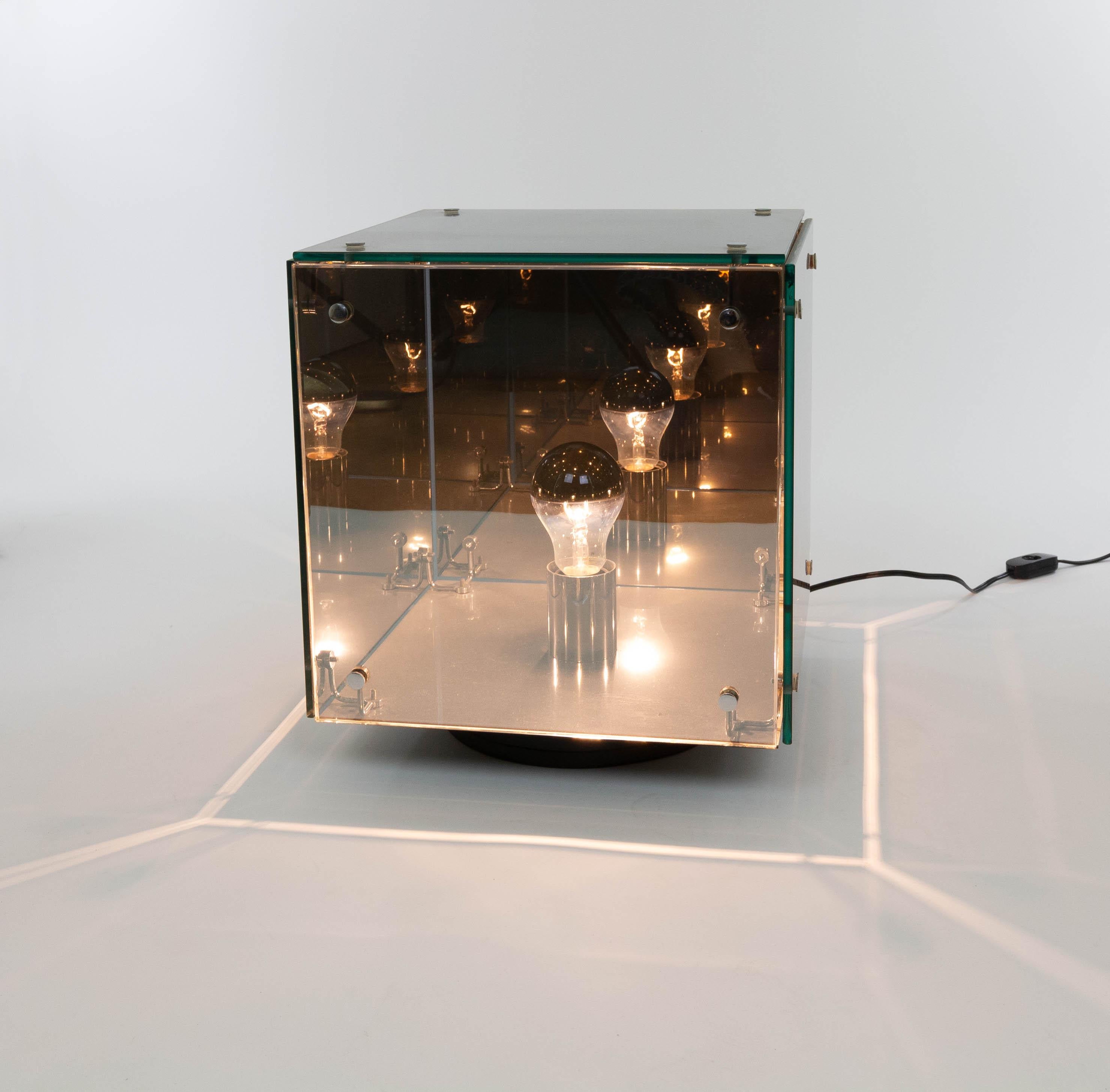 Mid-Century Modern Lampe de table Prismar du Studio A.R.D.I.T.I. pour Nucleo Sormani, 1970 en vente