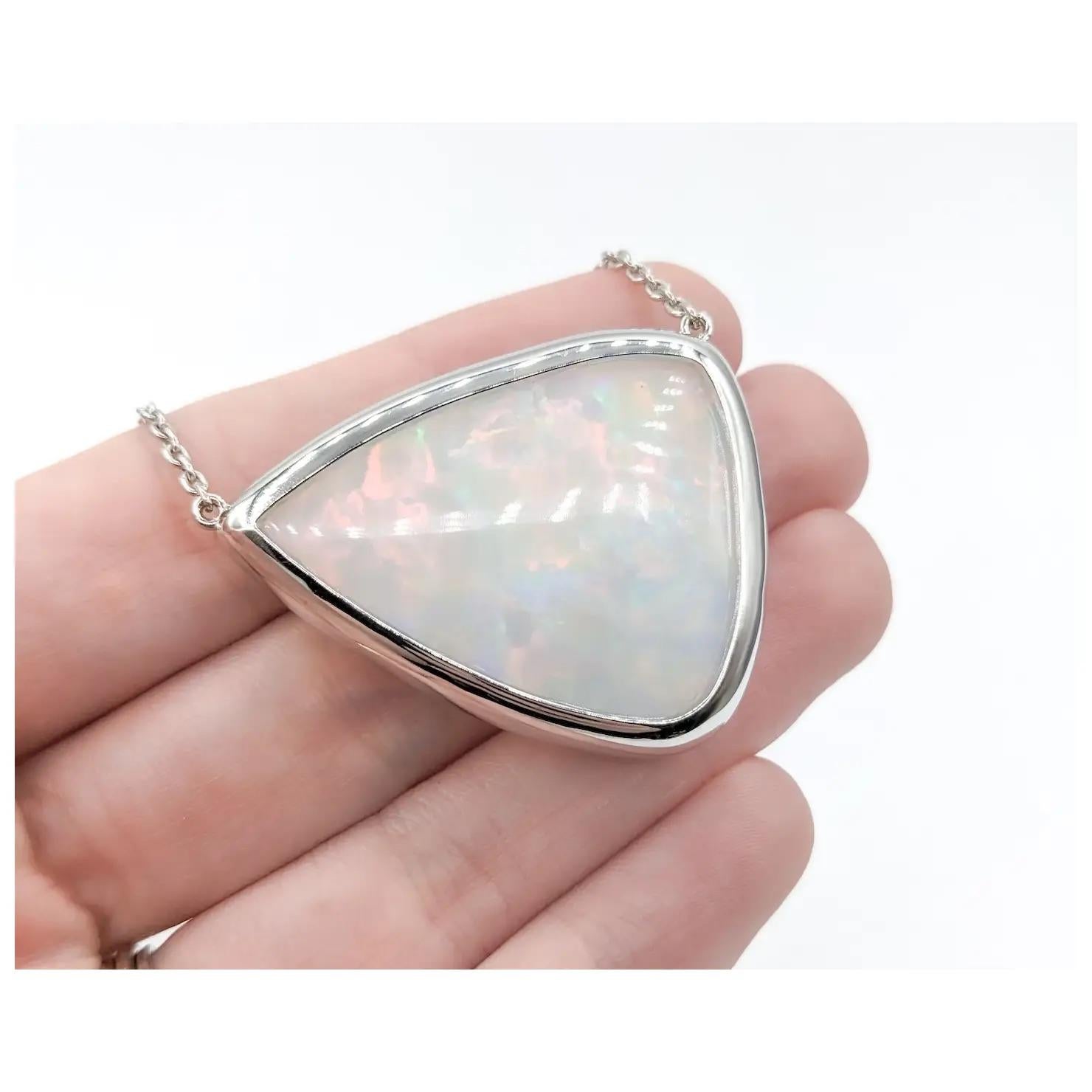 Prismatic 55.32ct Brazilian Opal Modern Pendant Necklace For Sale 1
