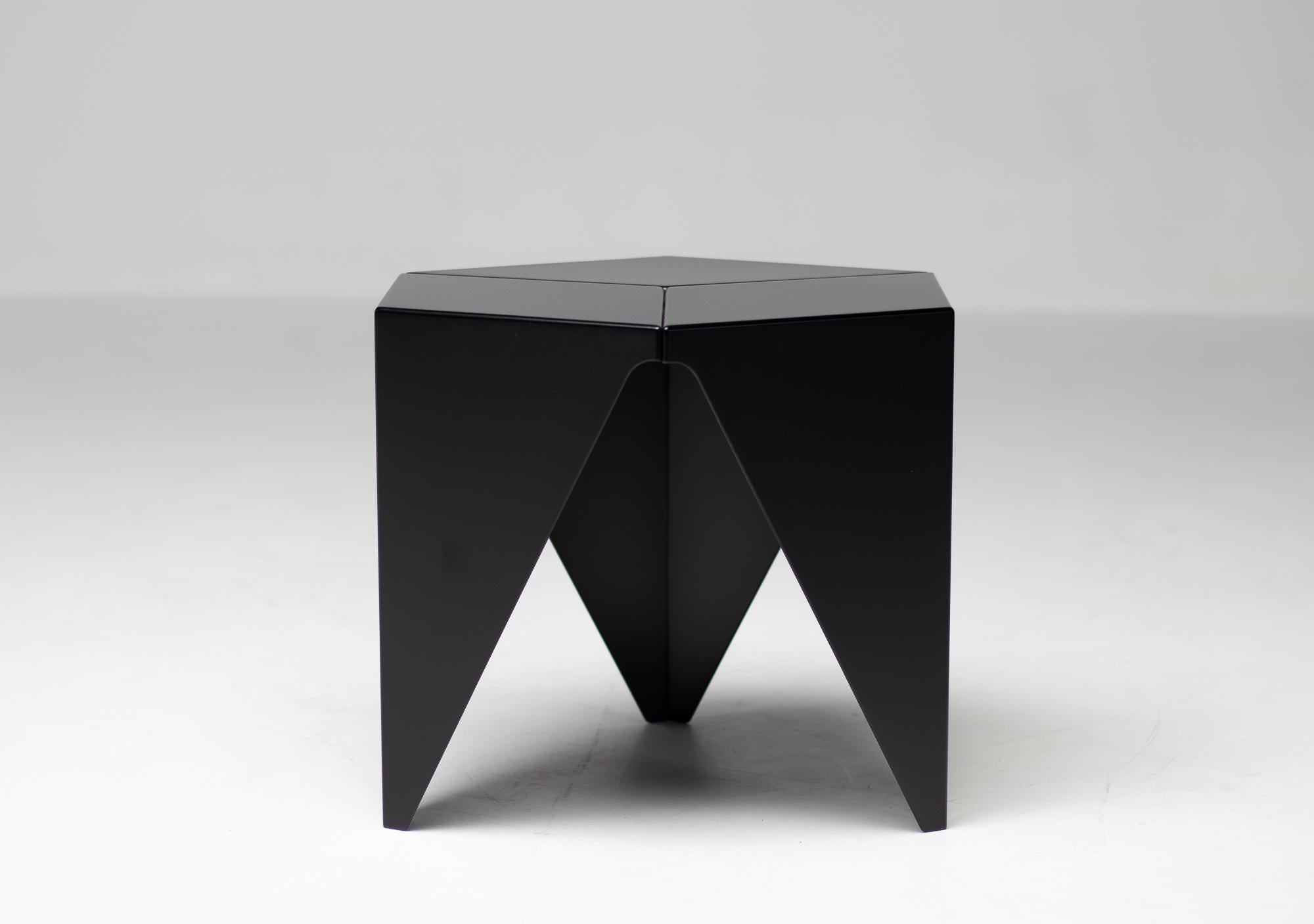 noguchi prismatic table