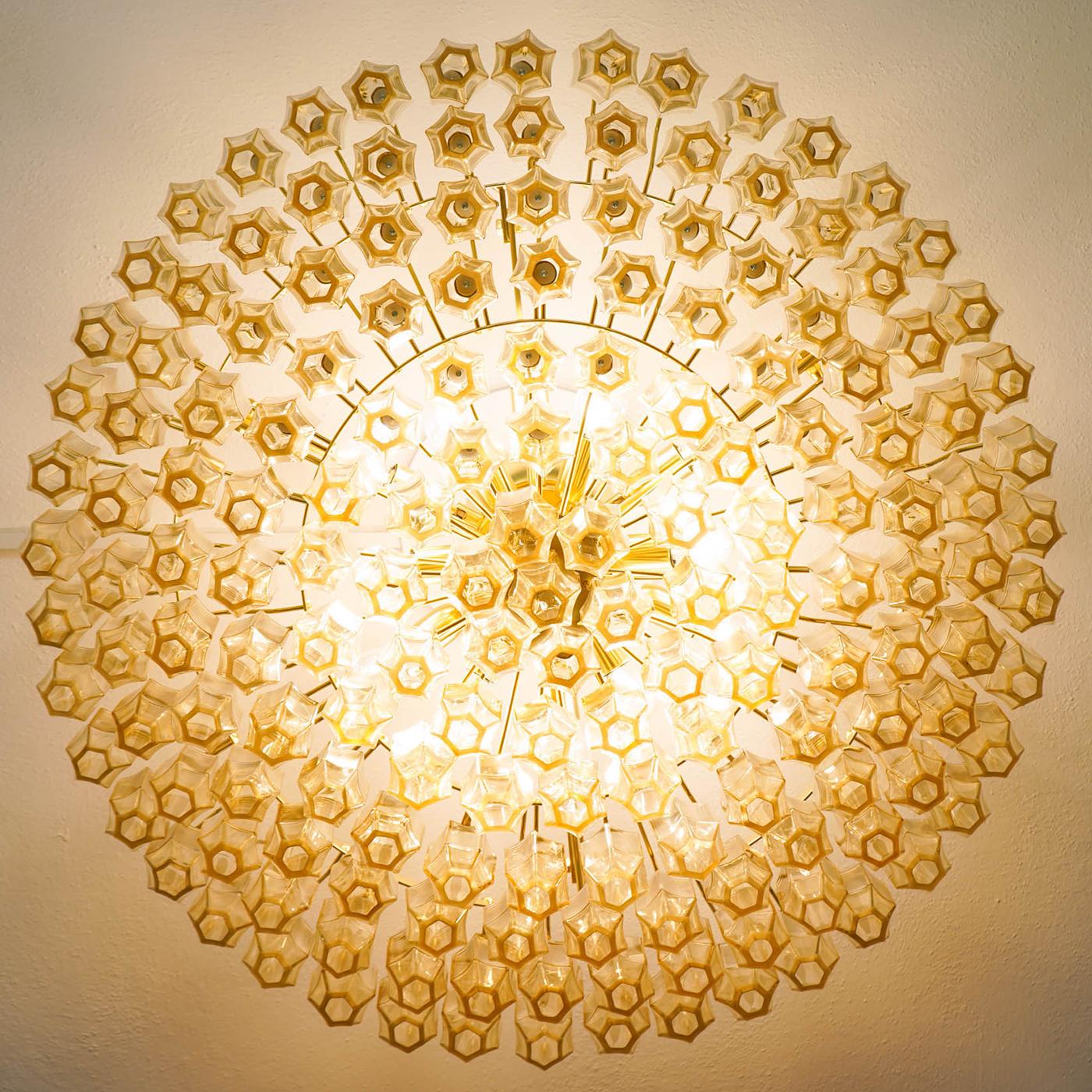 Italian Prismatico 12-Light Amber Chandelier For Sale