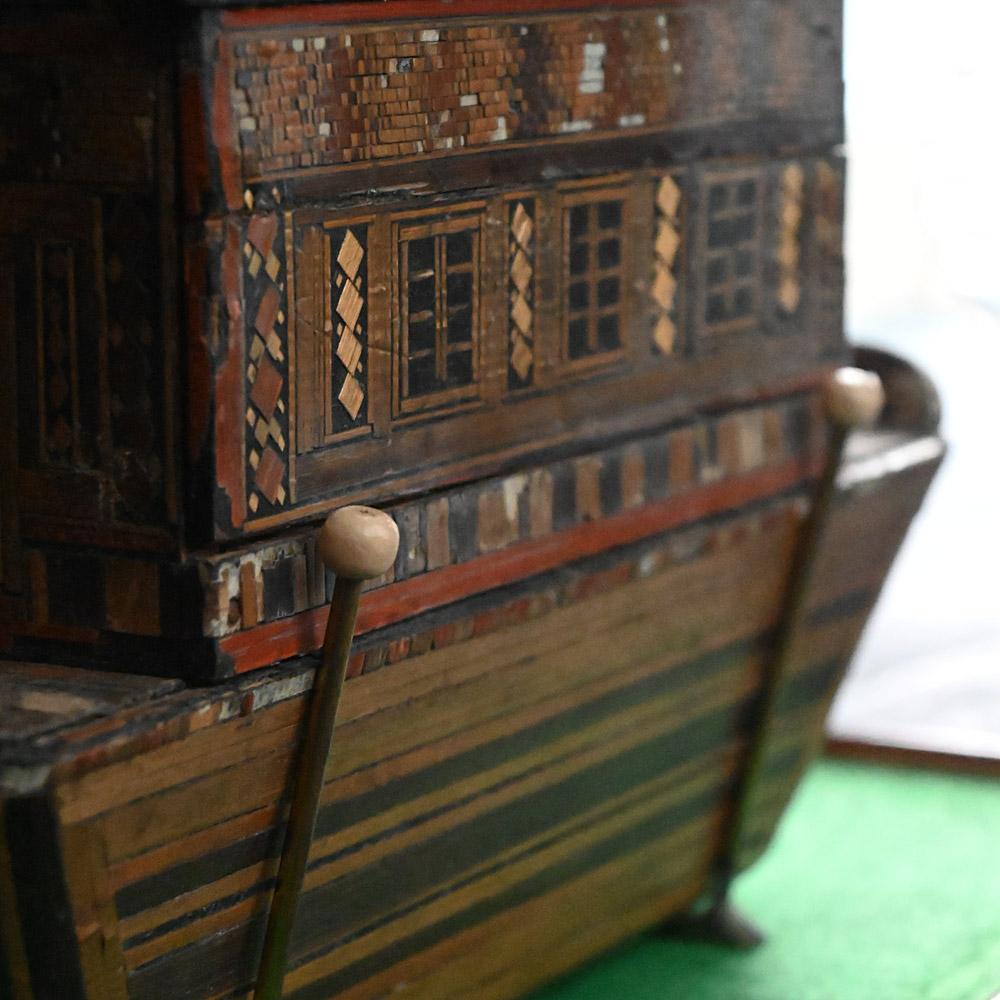 Folk Art Prisoner of war straw-work ark For Sale