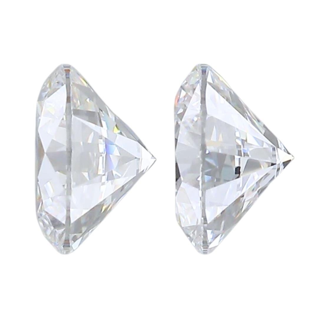 Donna Coppia di diamanti rotondi incontaminati di 1,03ct con taglio ideale triplo eccellente - GIA in vendita