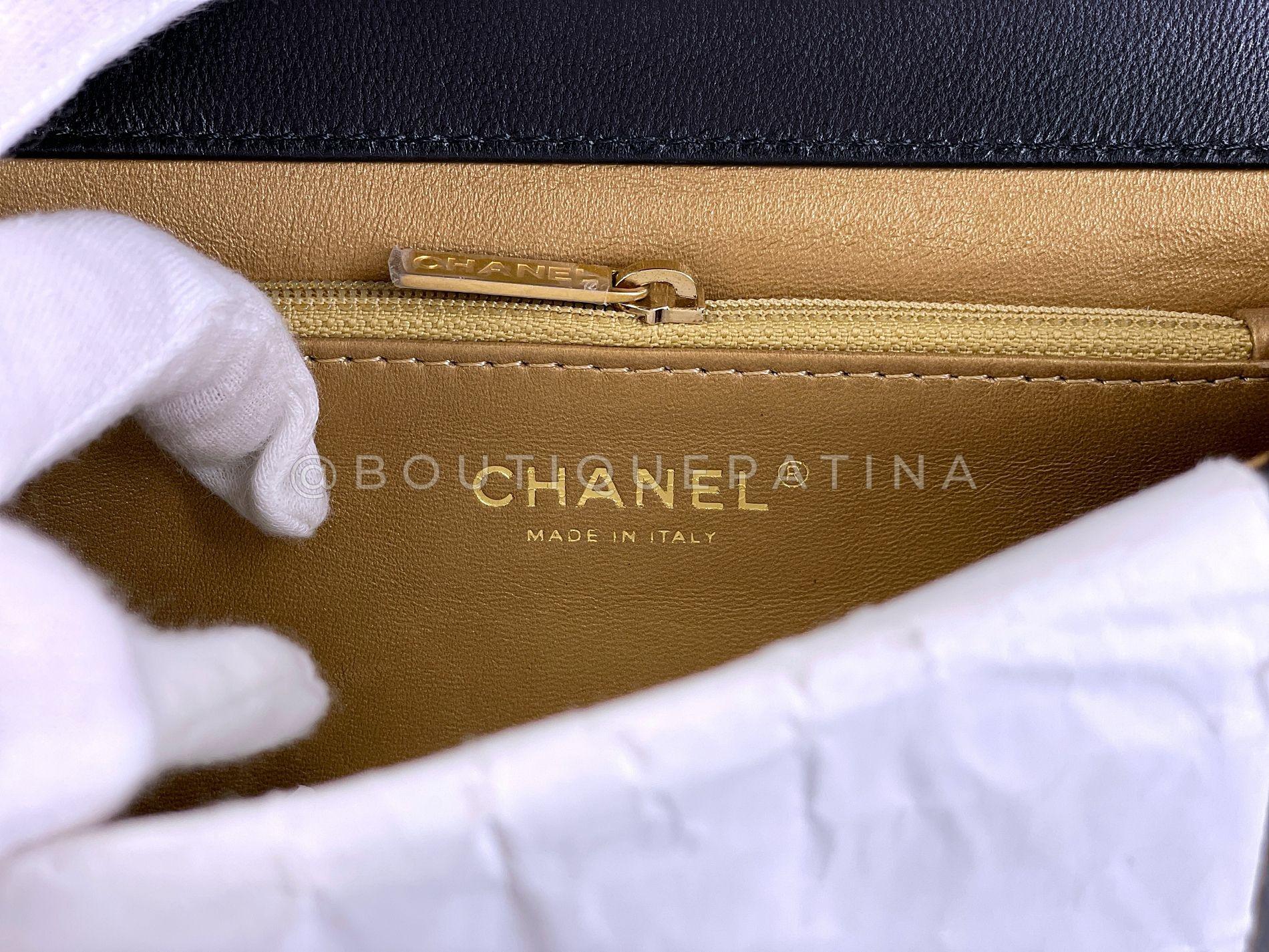 Pristine 19S Chanel Chic Pearls Quilted Flap Bag Black GHW 67020 en vente 6