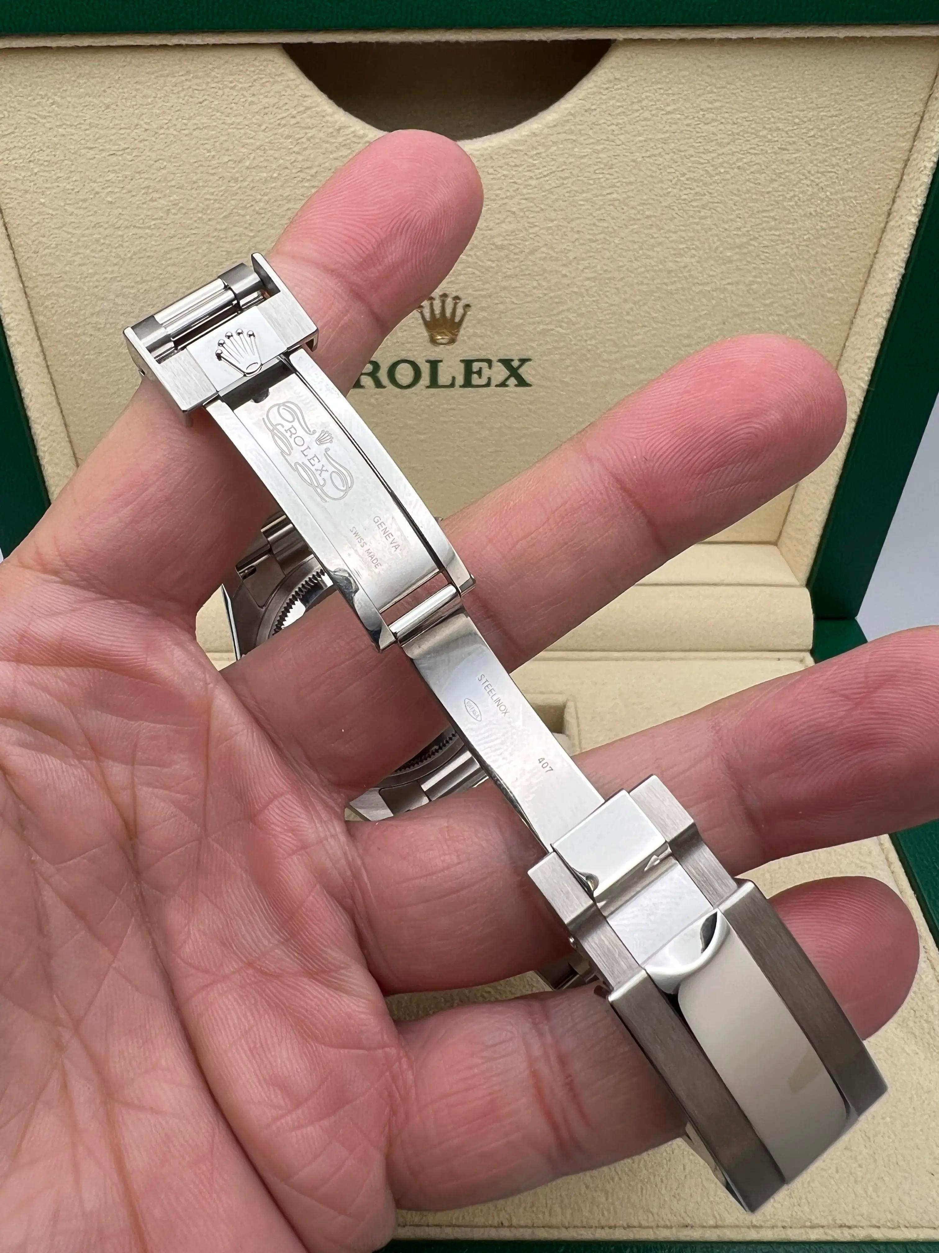 Pristine 2024 Rolex Daytona 40mm 126500LN Black Dial Oyster Bracelet Box Papers For Sale 7