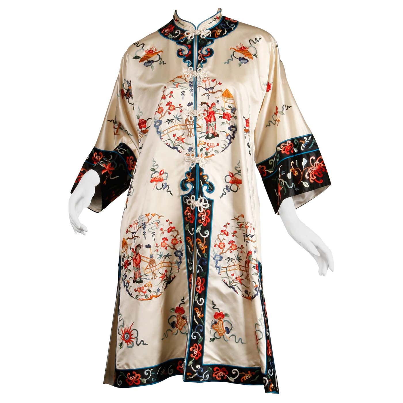 Pristine 20th C. Vintage Chinese White Embroidered Figures + Flowers ...