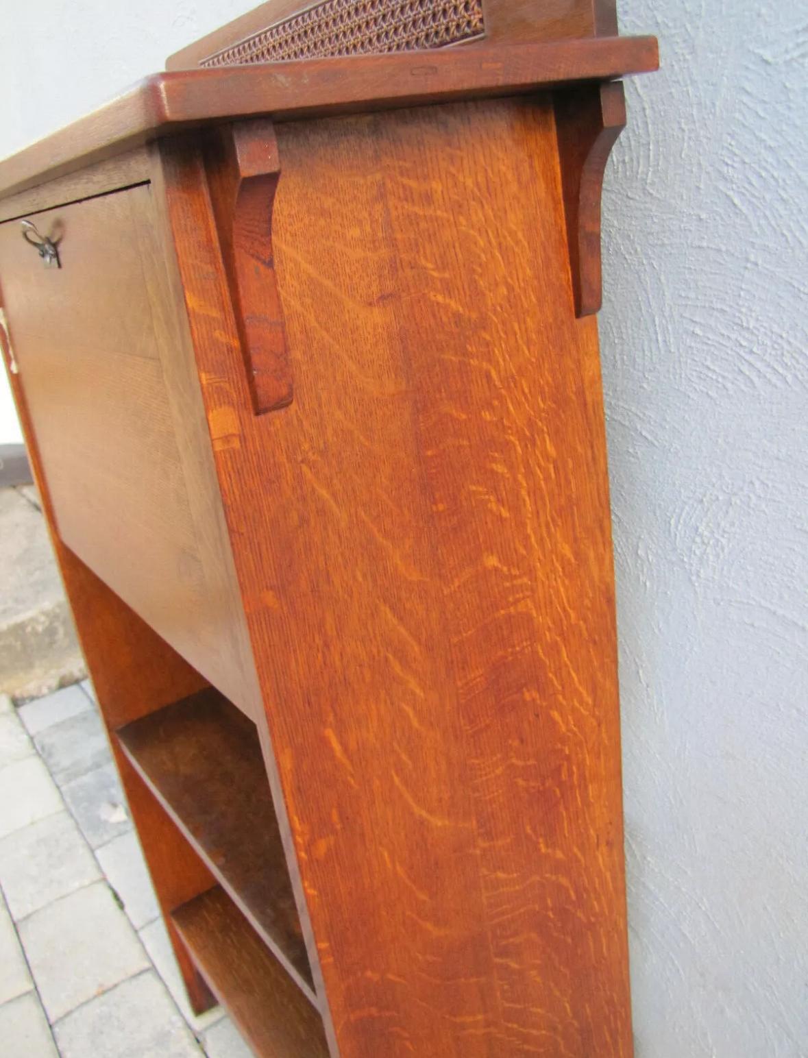 PRISTINE Antike Charles PRISTINE   LIMBERT Oak Drop Front Desk - Stickley Era im Angebot 5