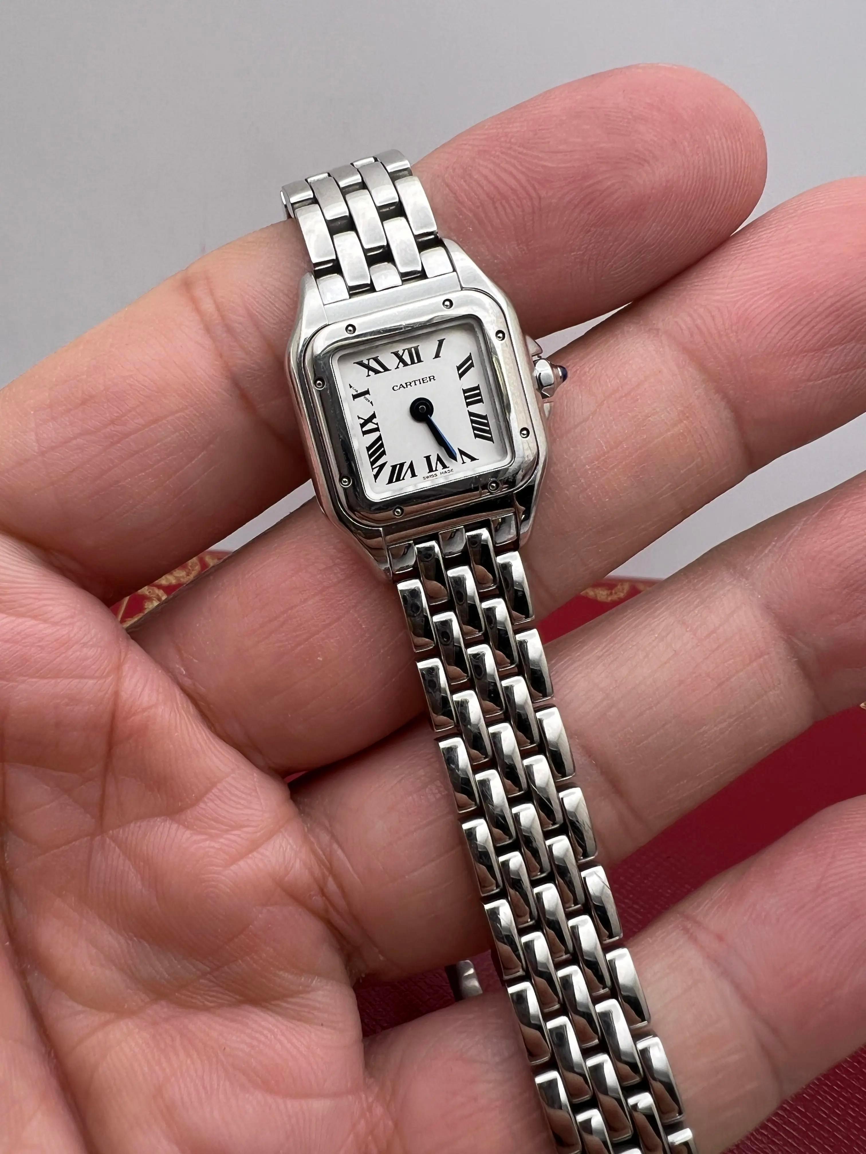 Prístina Cartier Panthère Mini Modelo 25mm WSPN0019 Esfera Plateada Caja Papeles en venta 3