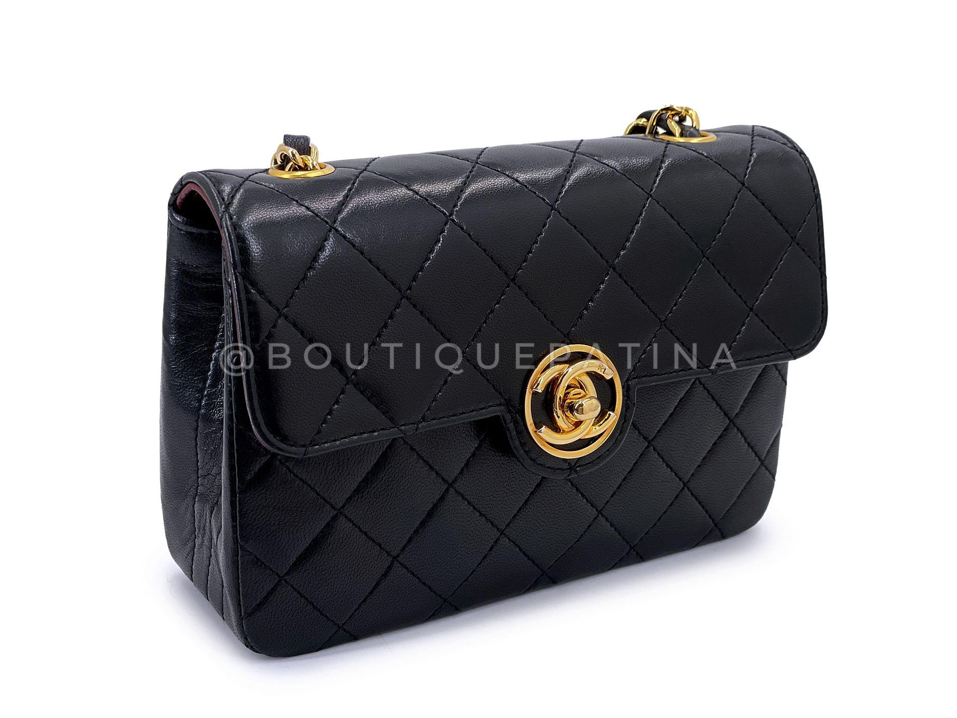 Prístino Chanel 1993 Vintage Mini Encircled CC Flap Bag 24k GHW Negro 68998 en Excelente Estado en Costa Mesa, CA