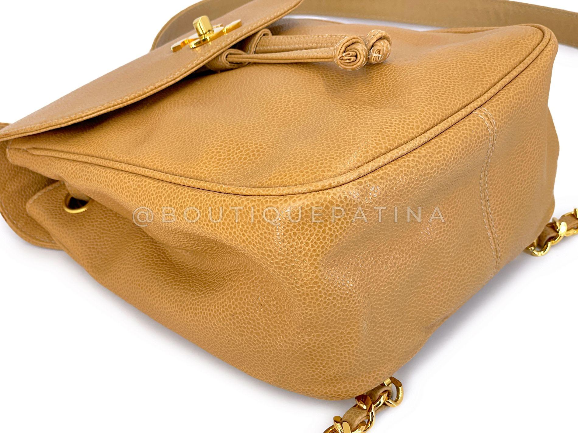 Chanel 1994 Vintage Camel Beige Caviar Sac à dos 24k GHW 68921 en vente 2