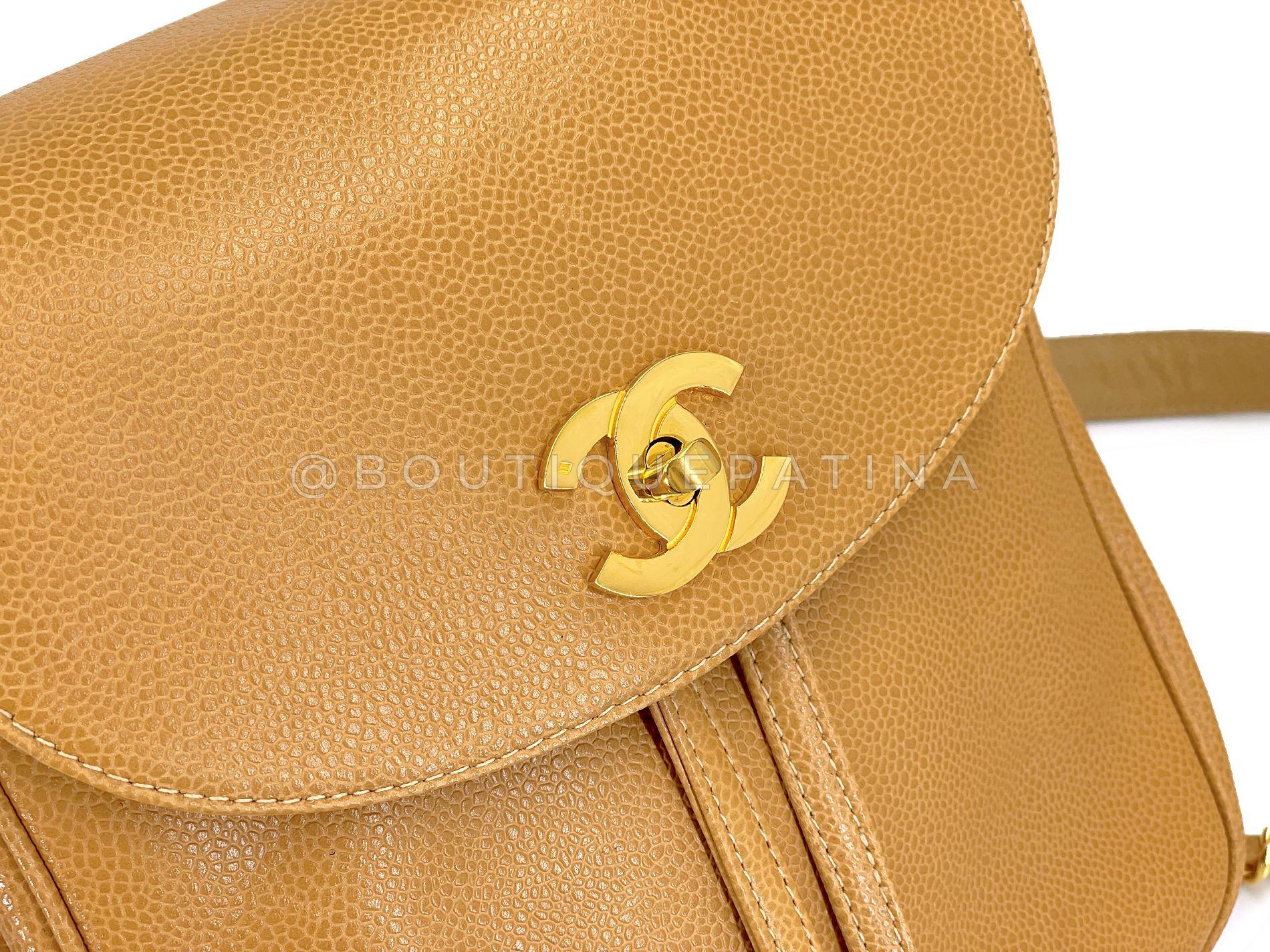 Chanel 1994 Vintage Camel Beige Caviar Sac à dos 24k GHW 68921 en vente 3