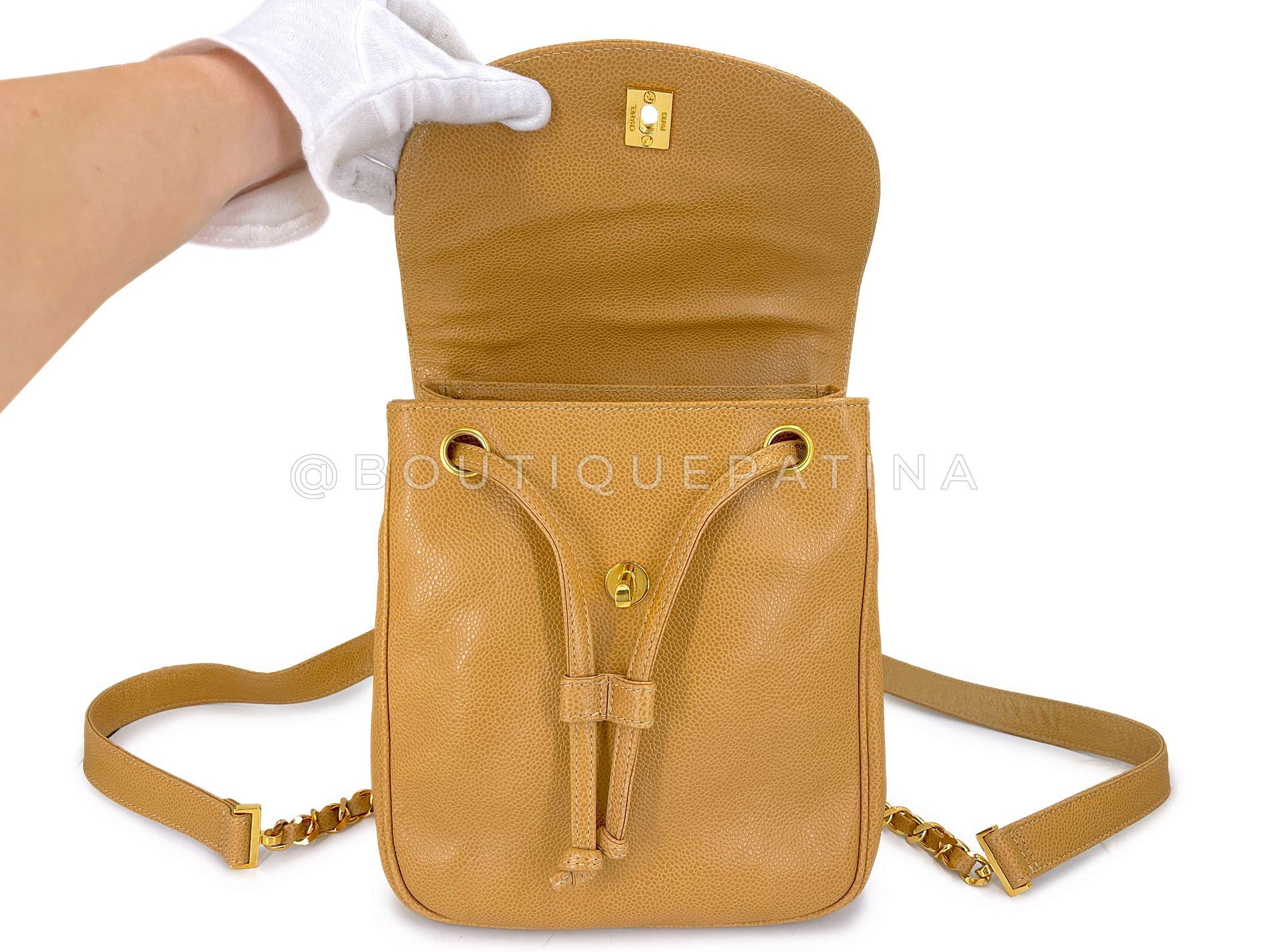 Chanel 1994 Vintage Camel Beige Caviar Sac à dos 24k GHW 68921 en vente 4