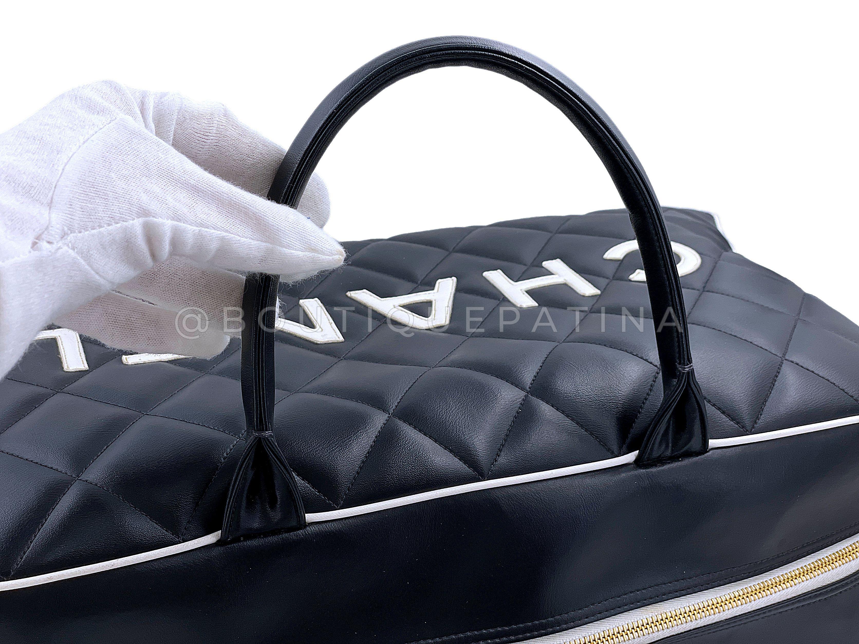 Pristine Chanel 1995 Vintage Black Letter Large Bowler Duffle Bag 67789 For Sale 4