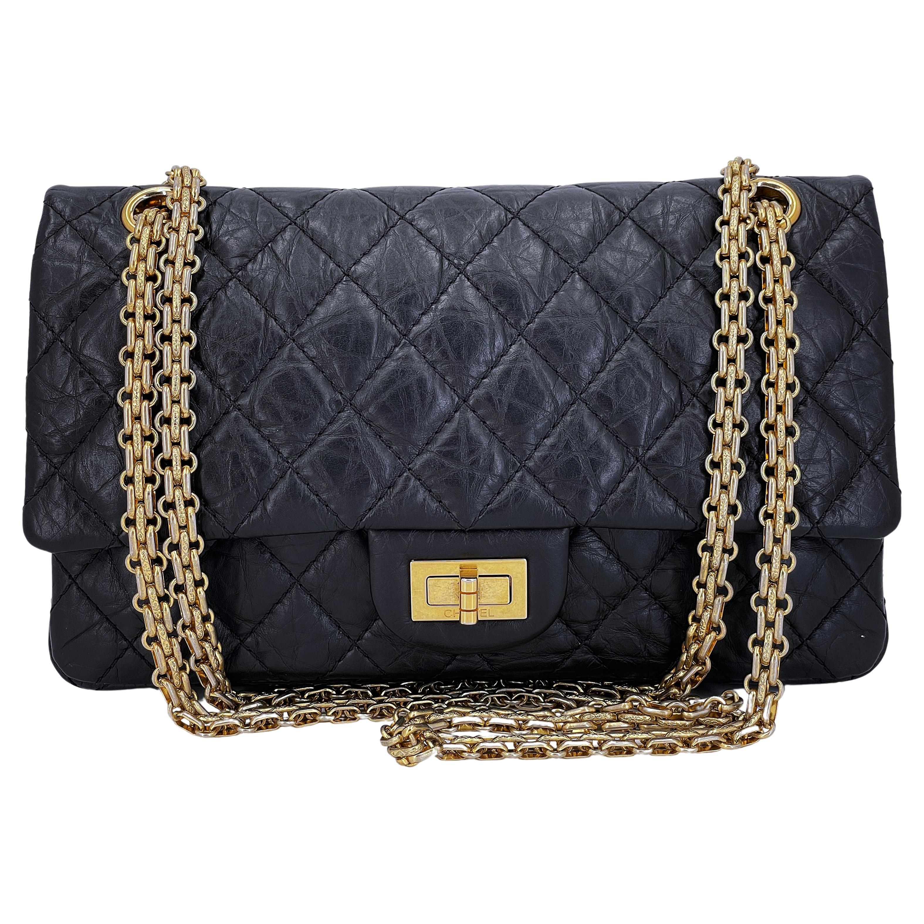 Chanel Pristine Black 225 Reissue Petit sac à rabat 2.55 GHW  67274 en vente