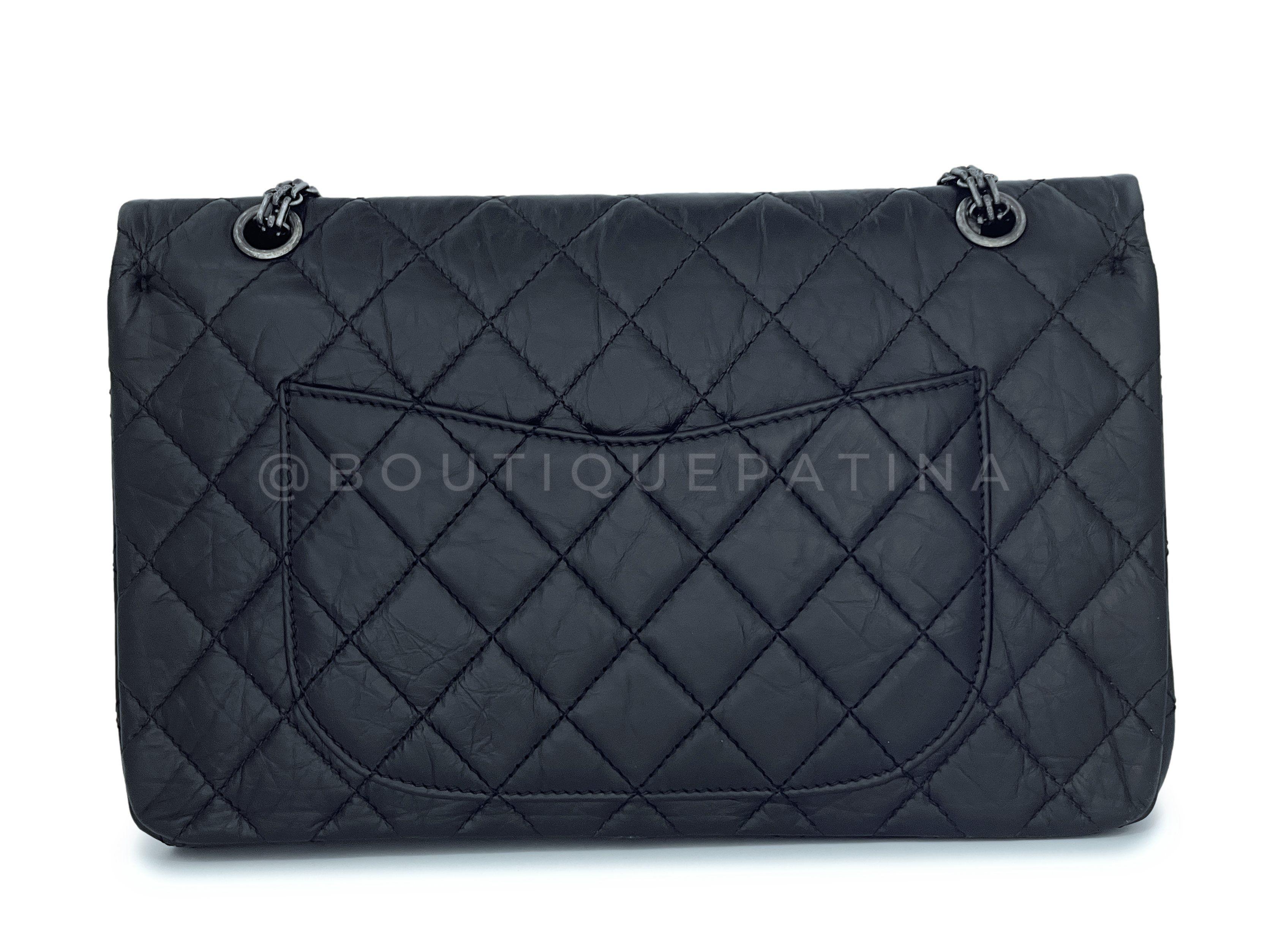 Pristine Chanel Black Aged Calfskin 2.55 Reissue 227 Double Flap Bag RHW 64730 For Sale 1