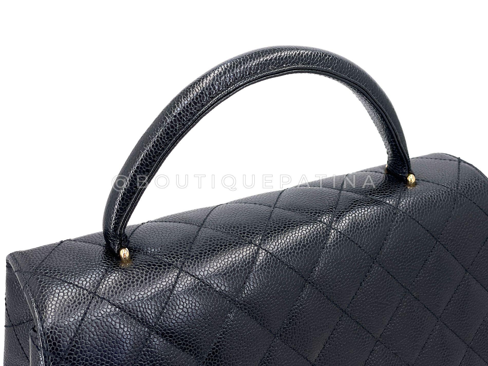 Pristine Chanel Vintage Caviar Kelly Bag Black 1999 24k GHW 68107 In Excellent Condition For Sale In Costa Mesa, CA