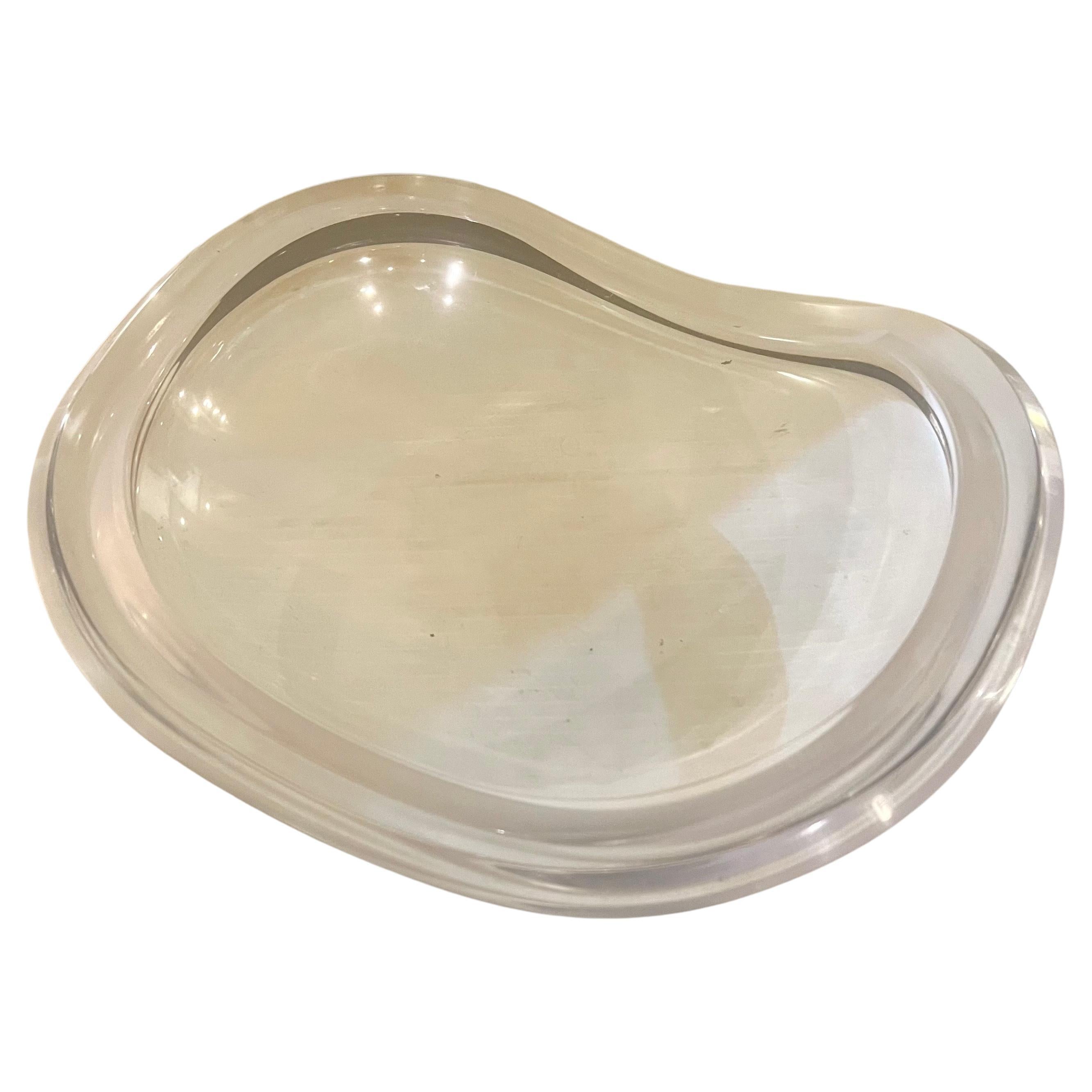 Pristine Mid-Century Biomorphic Lucite Catch-it-all Bowl Attributed To Ritts en vente