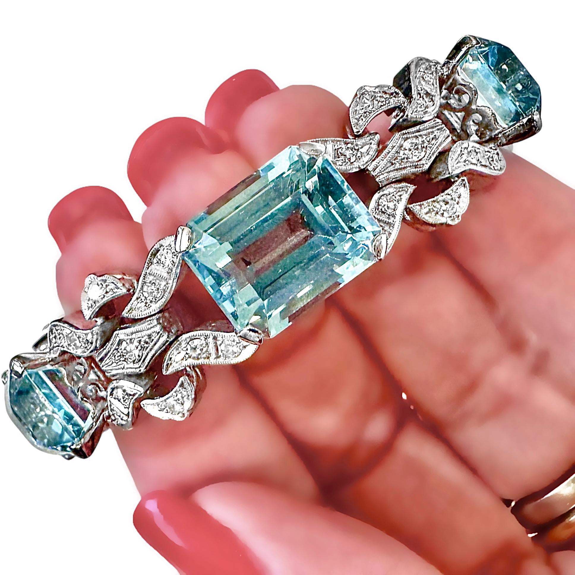 Bracelet d'origine d'époque Art déco en platine avec aigue-marine et diamants en vente 5