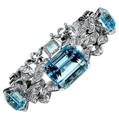 Antique Pristine Platinum Original Art-Deco Period Aquamarine and Diamond Bracelet