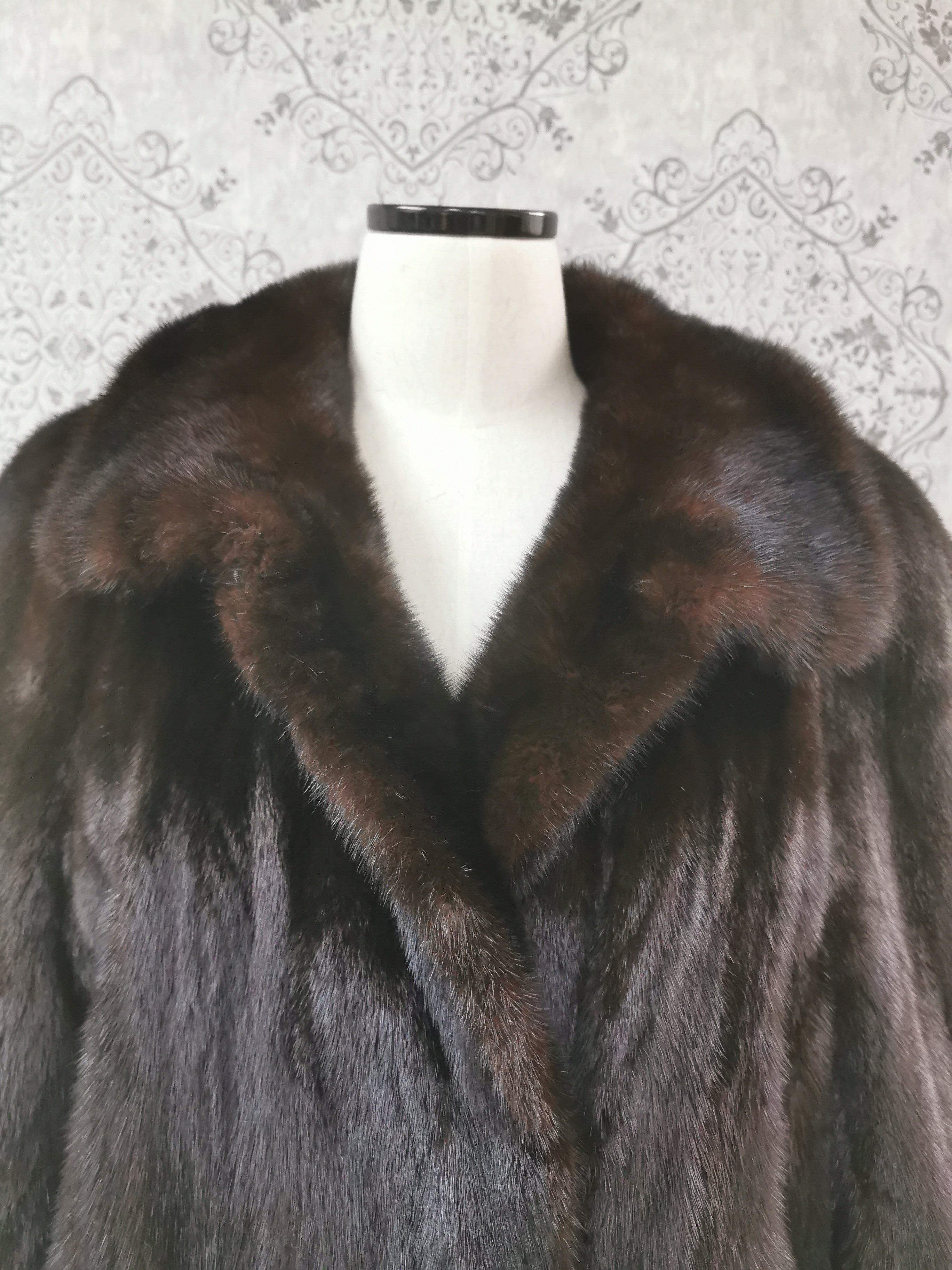 Black Ranch Mink Fur Full Length Coat (Size 18 - XL) For Sale
