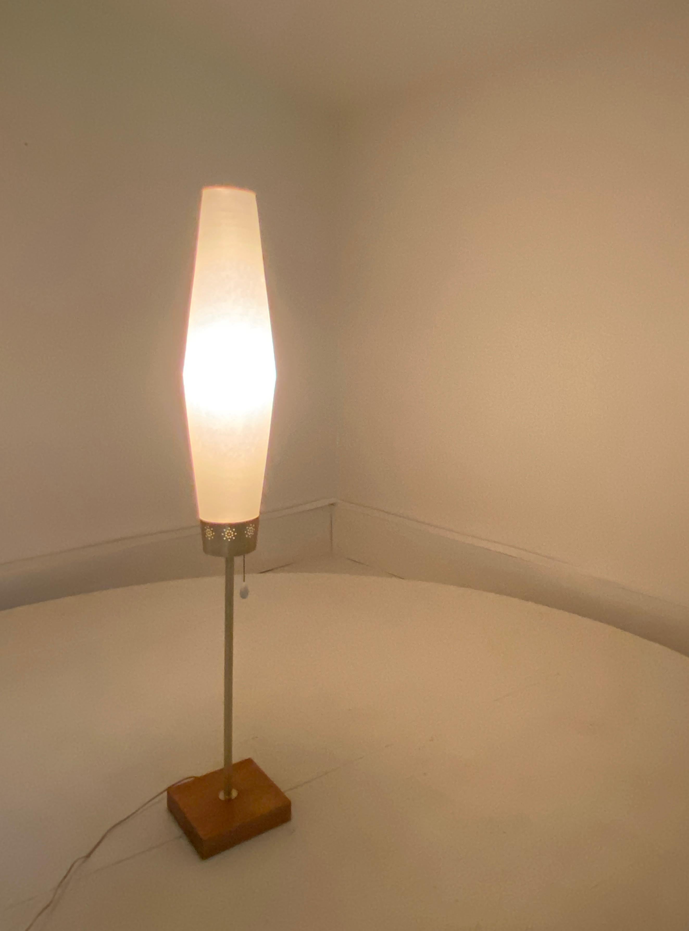 Pristine Rotaflex Floor Lamp Yasha Heifetz 3