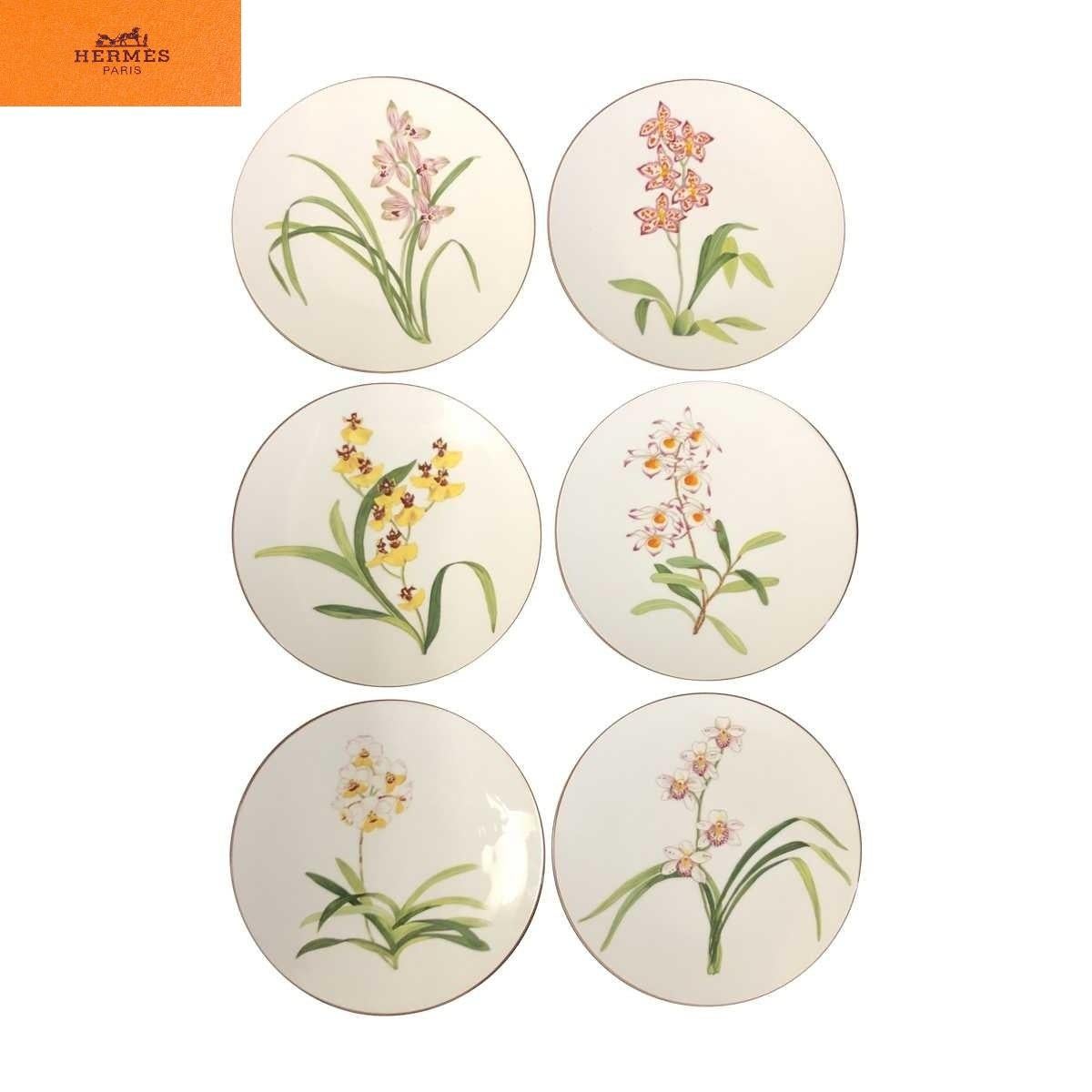 Pristine Set of 6 Orchid Hermes Place Setting 30 Pieces In Excellent Condition For Sale In Pasadena, CA