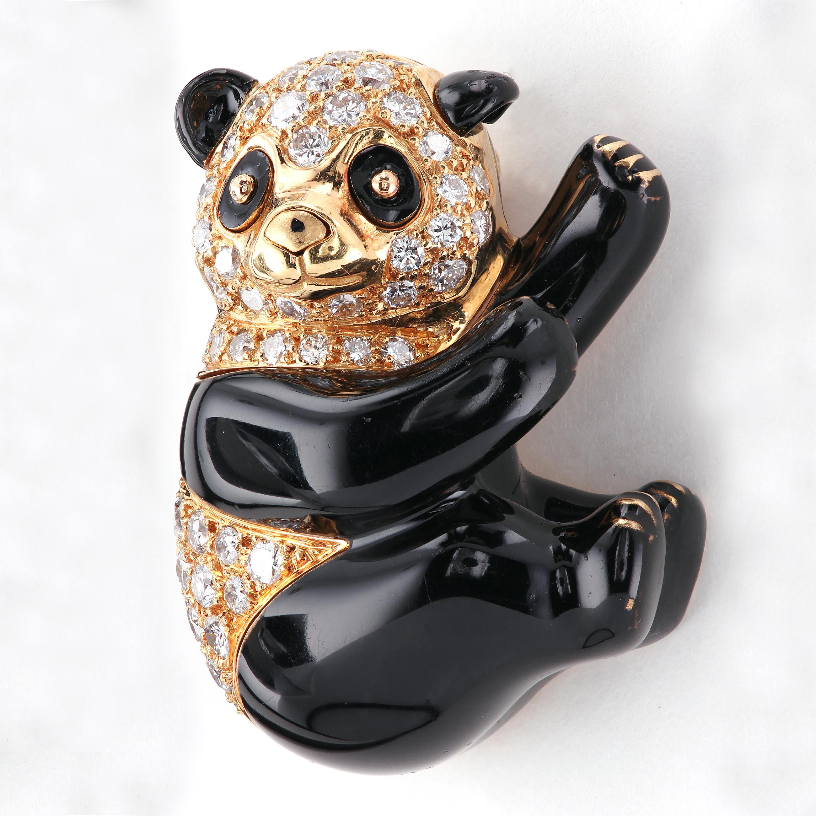 Artisan Pristine Van Cleef & Arpels Broche ours panda en diamant et onyx or 18 carats