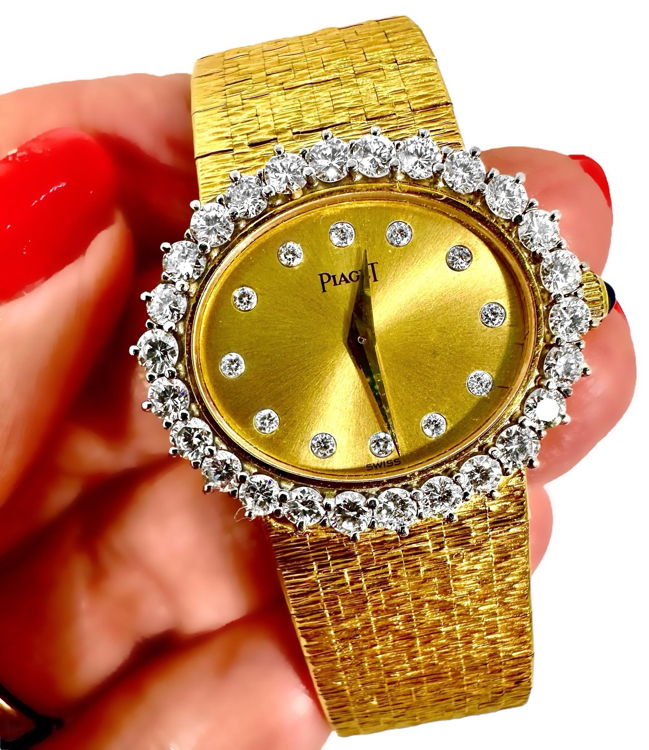Orologio da polso ovale d'epoca da donna in oro giallo Piaget con lunetta di diamanti in vendita 7