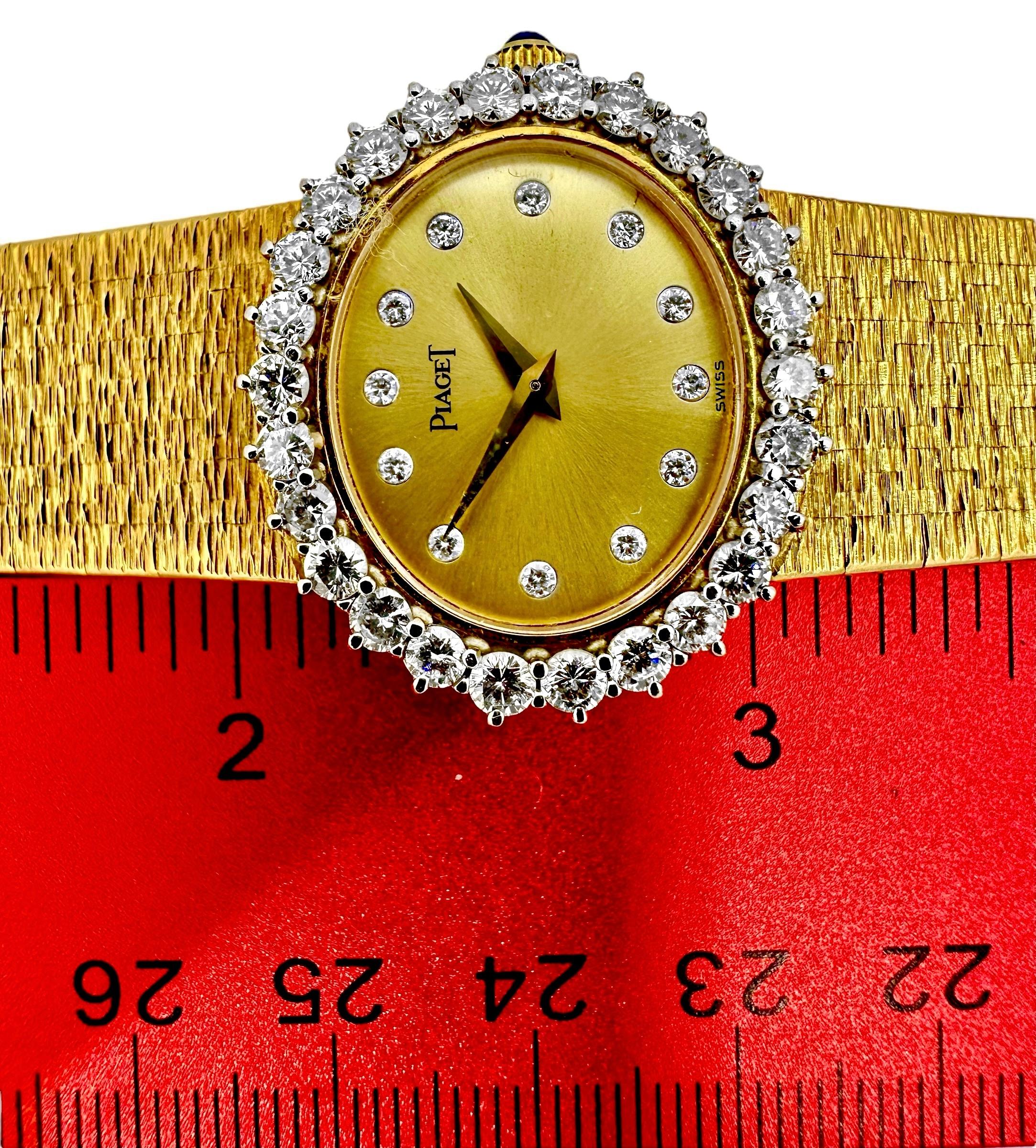 Orologio da polso ovale d'epoca da donna in oro giallo Piaget con lunetta di diamanti in vendita 3