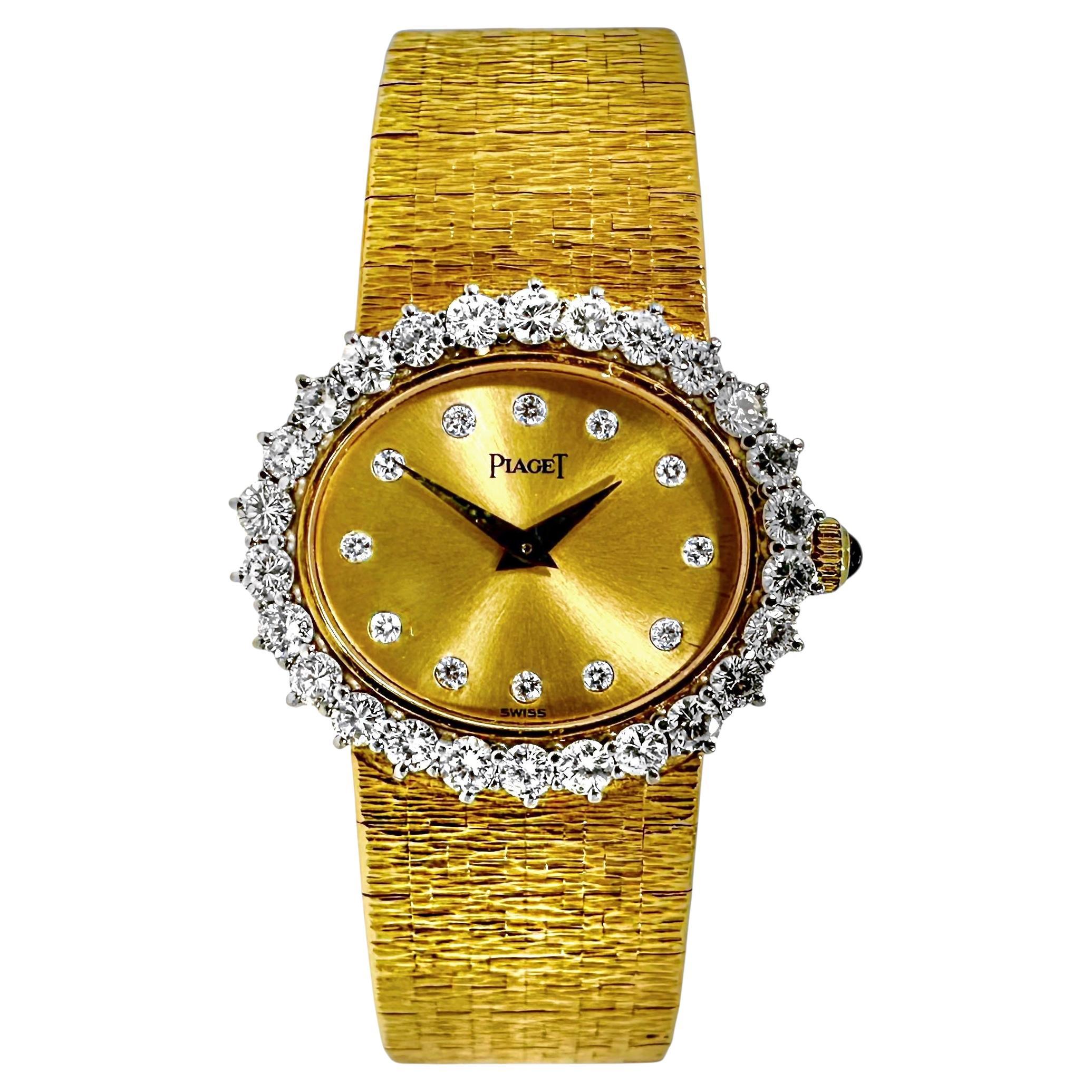 Orologio da polso ovale d'epoca da donna in oro giallo Piaget con lunetta di diamanti